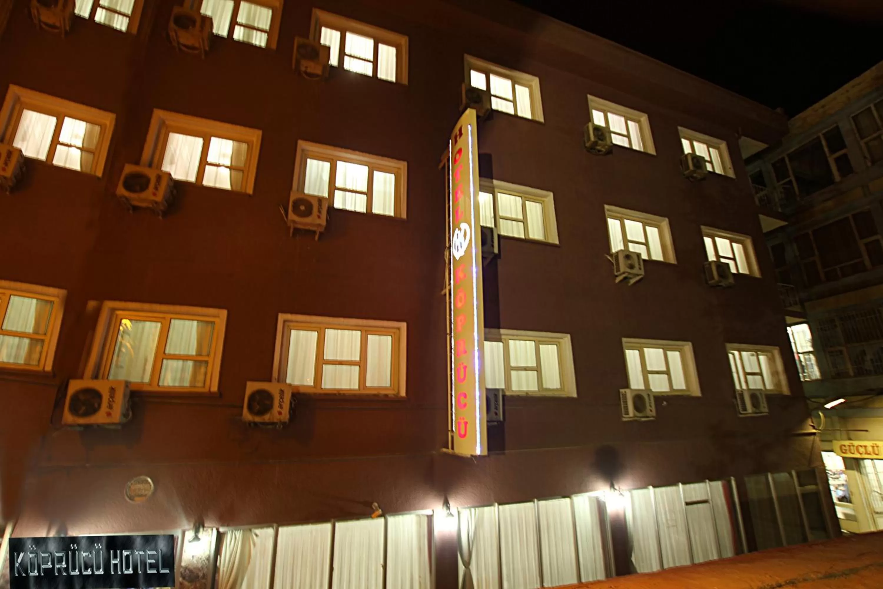 Facade/entrance in Köprücü Hotel