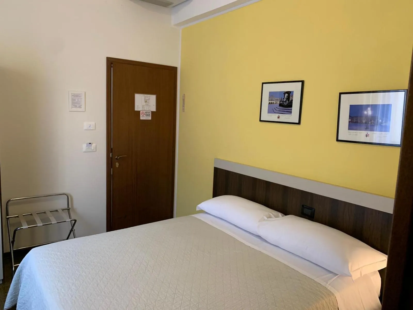 Bed in Hotel Centrale