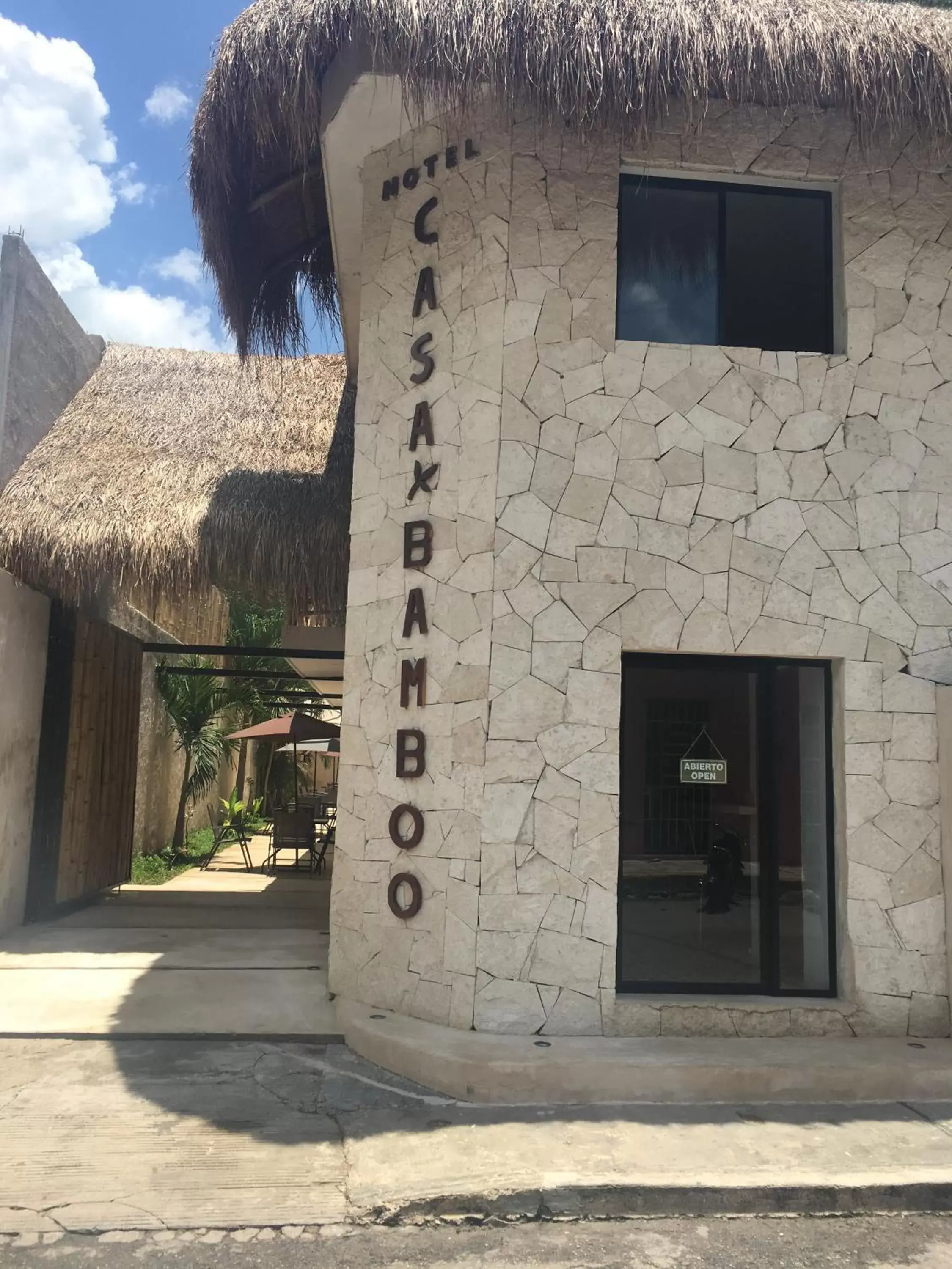 Property Building in Hotel Casa Bamboo