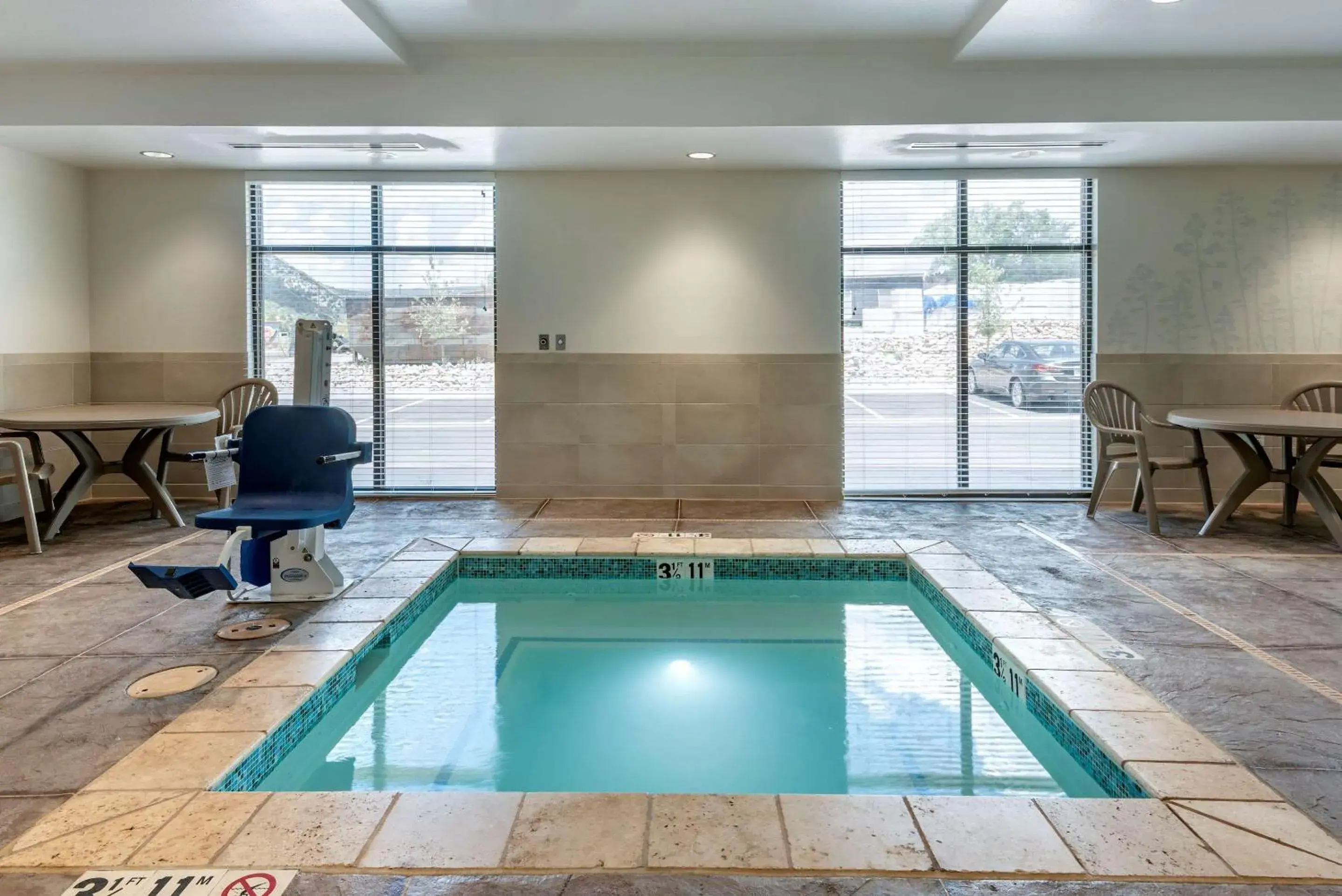 On site, Swimming Pool in MainStay Suites Durango