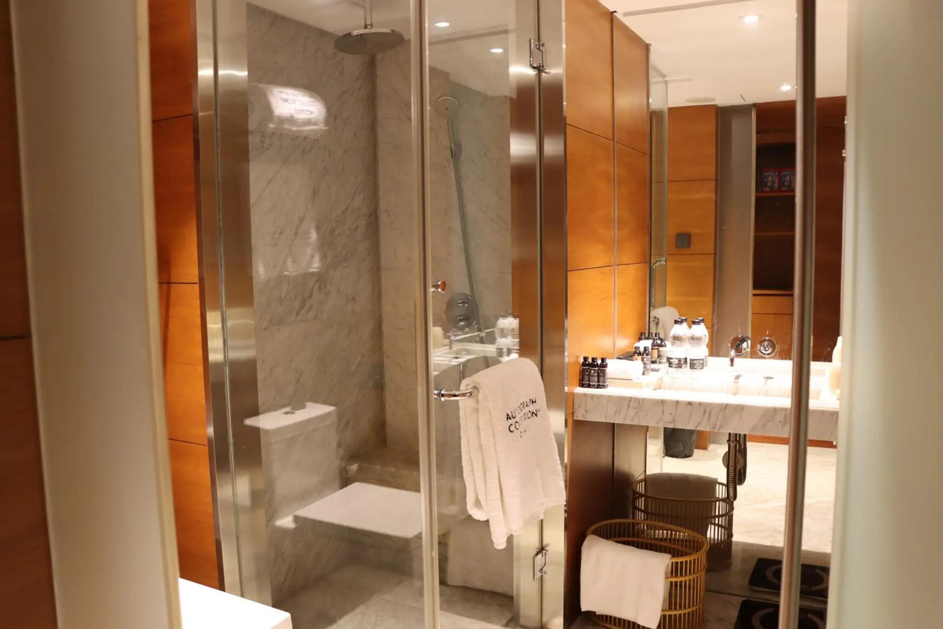 Bathroom in The Sifang Hotel Nanjing, Autograph Collection
