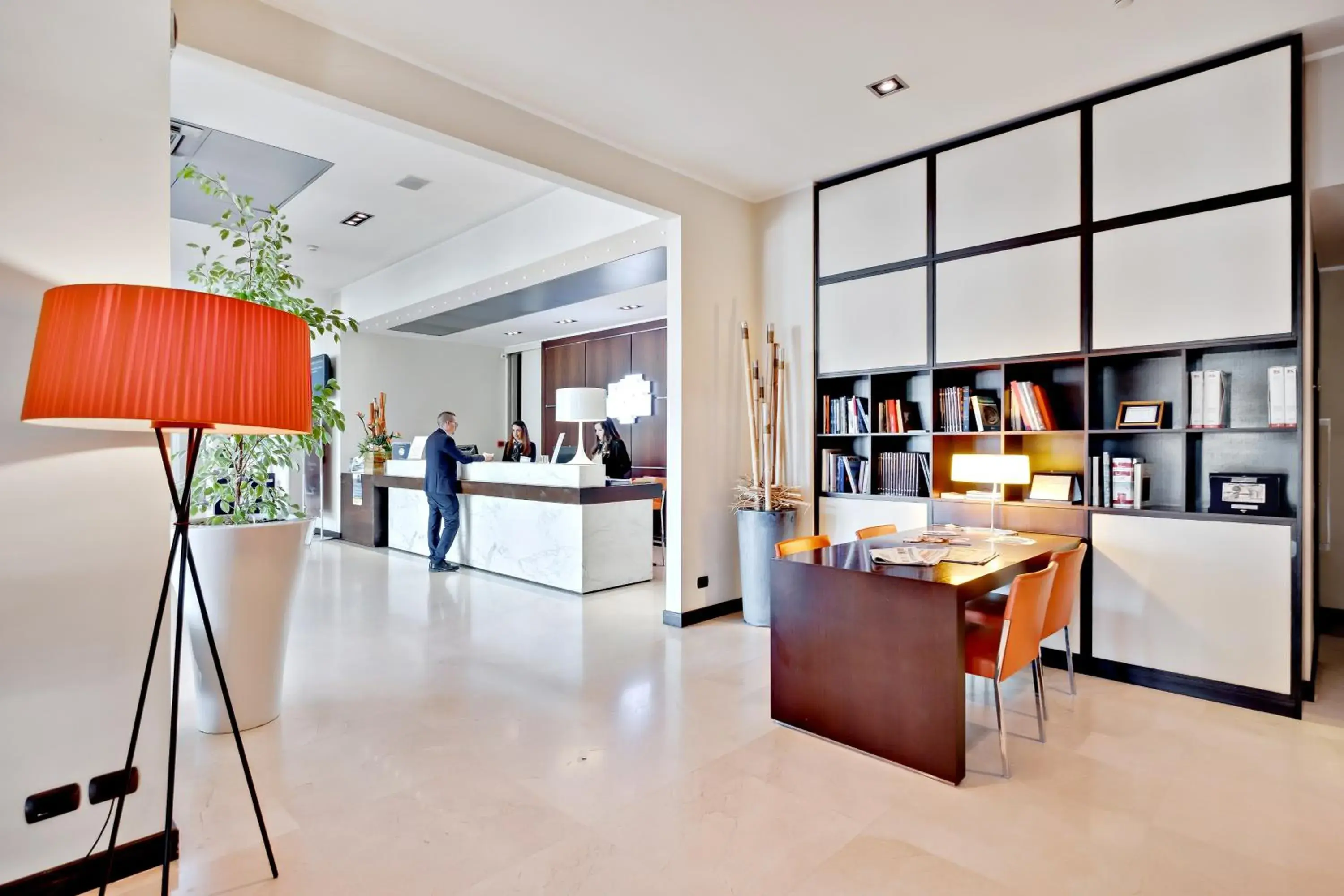 Lobby or reception in Italiana Hotels Cosenza