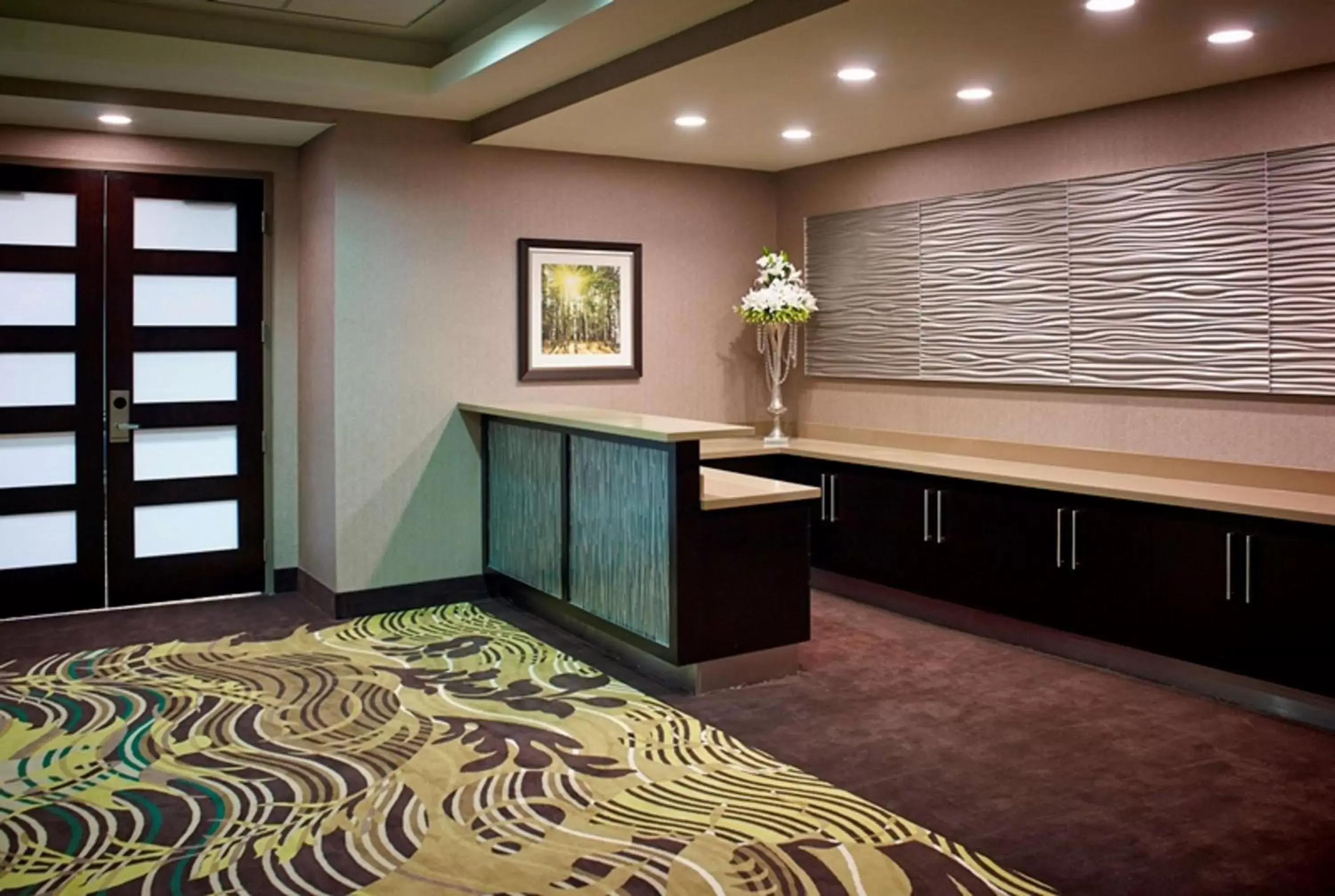 Meeting/conference room, Bed in Homewood Suites by Hilton Hamilton