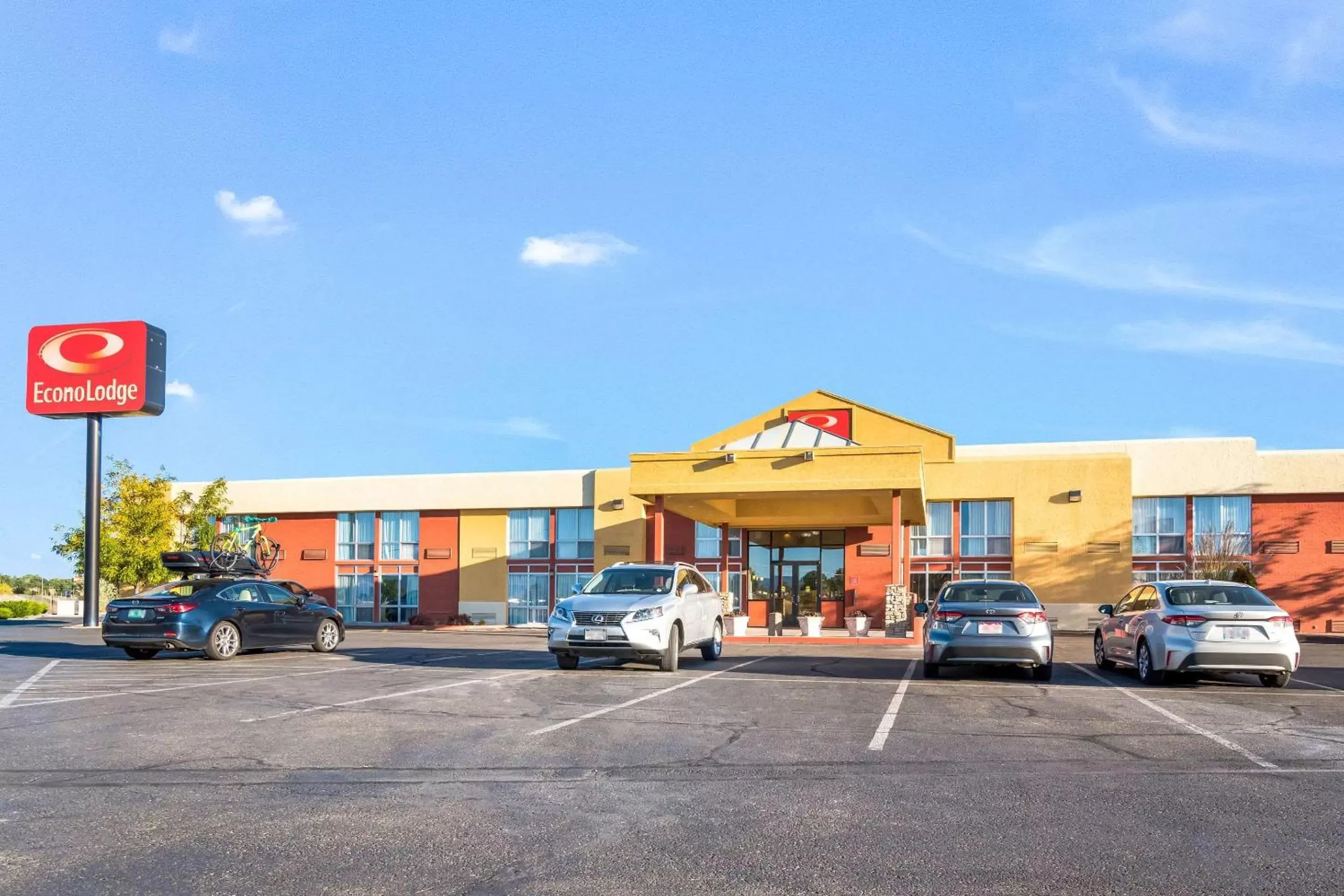 Property building in Econo Lodge Grand Junction