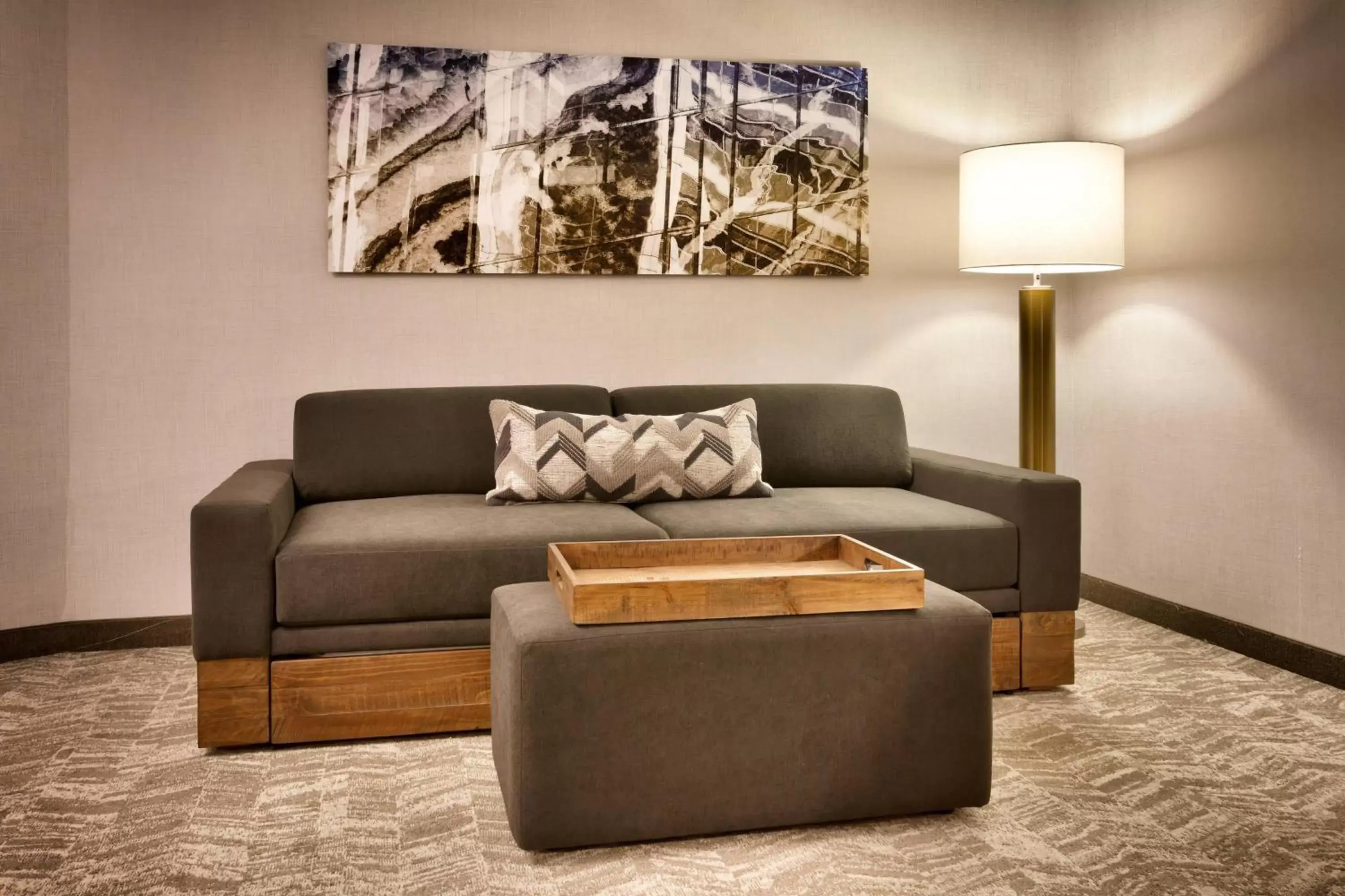 Bedroom, Seating Area in SpringHill Suites by Marriott Coralville