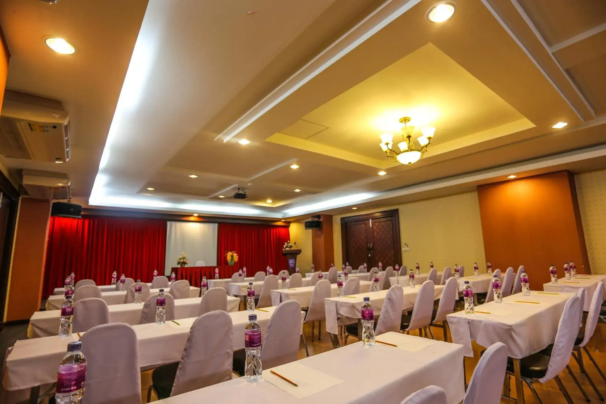 Banquet Facilities in Madina Hotel