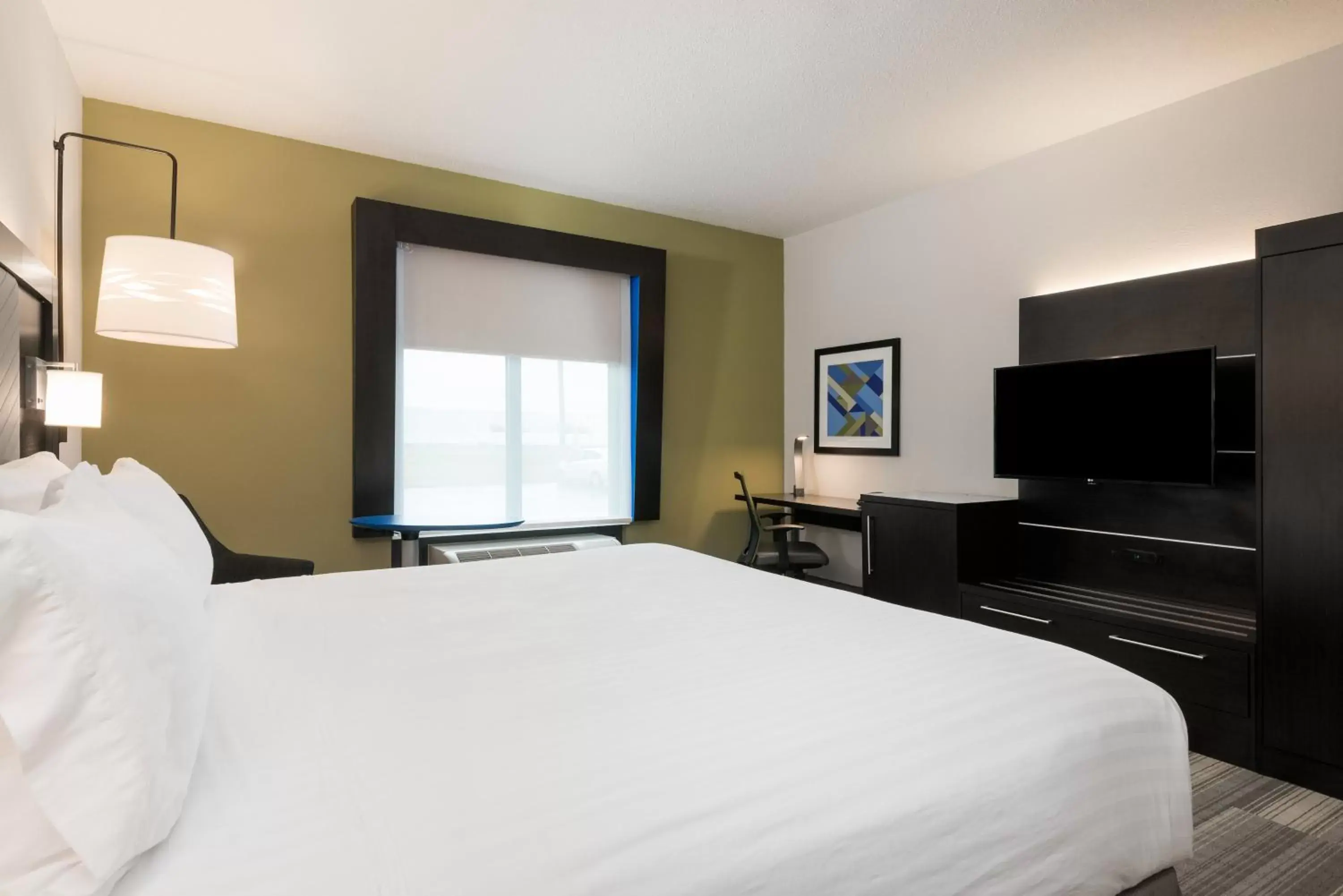 Photo of the whole room, Bed in Holiday Inn Express & Suites Florence I-95 & I-20 Civic Ctr by IHG Photo of the whole room, Bed in Holiday Inn Express & Suites Florence I-95 & I-20 Civic Ctr by IHG