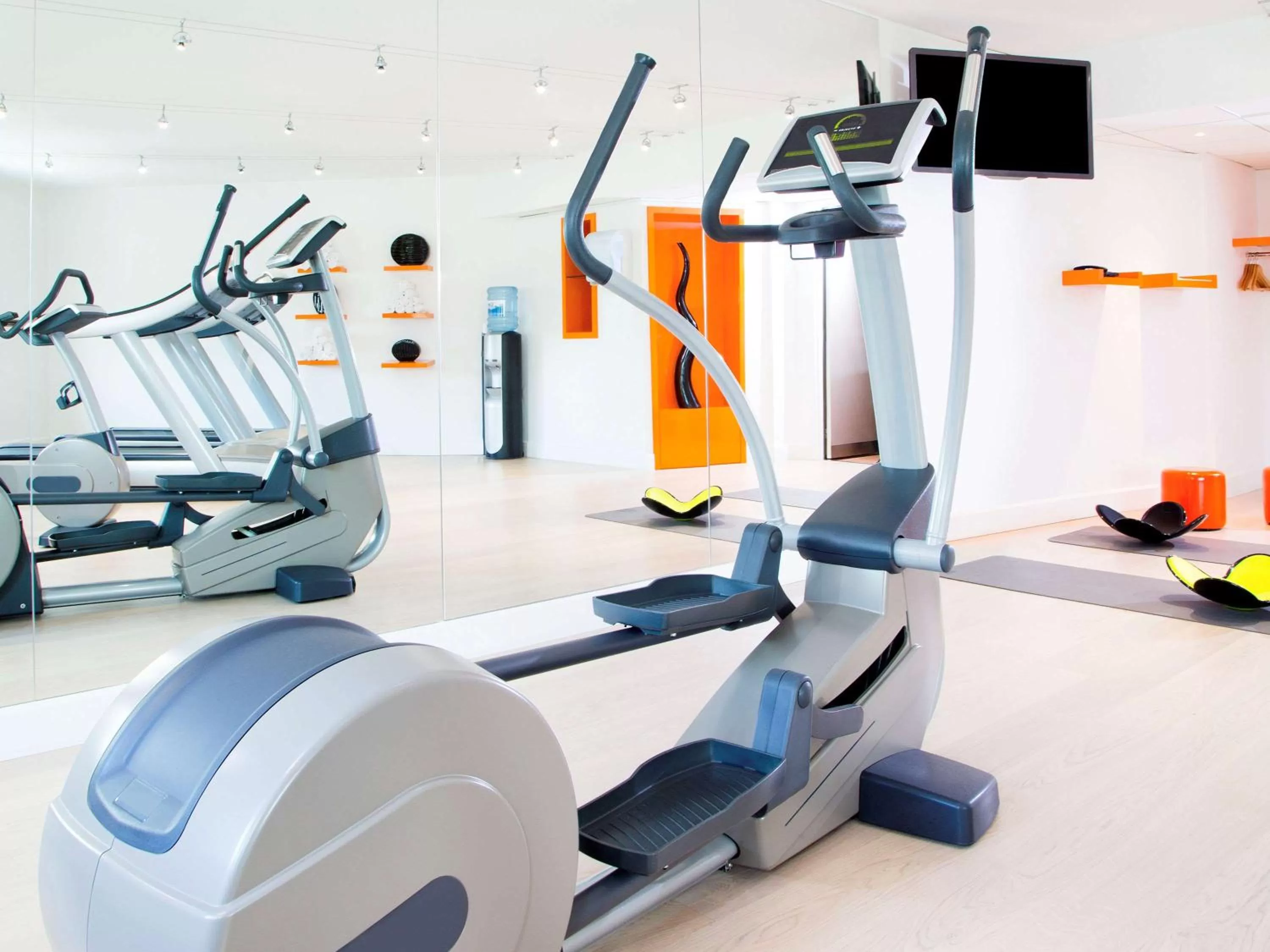Fitness centre/facilities in Novotel Paris Orly Rungis Aéroport