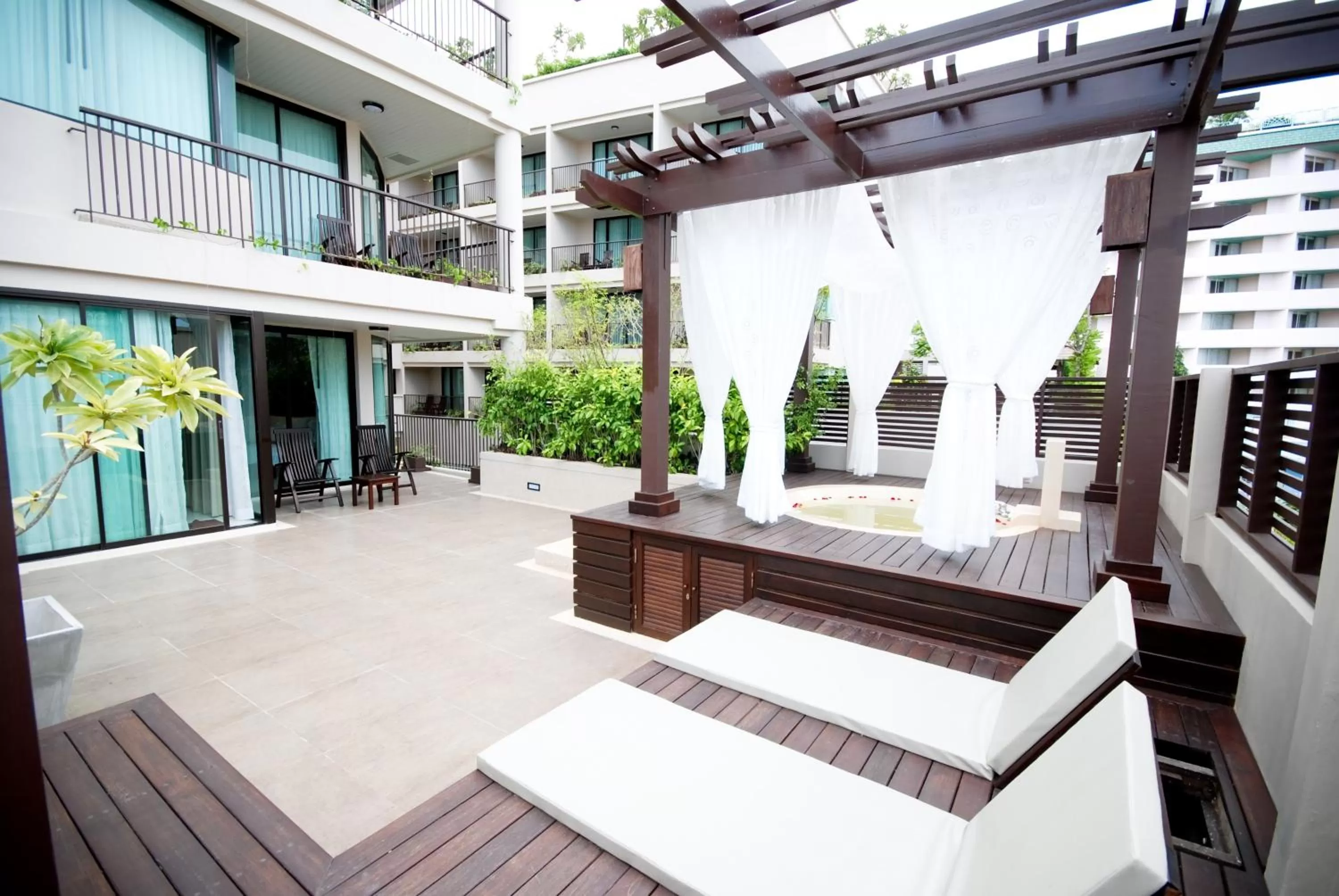 Photo of the whole room in Tara Mantra Cha-Am Resort