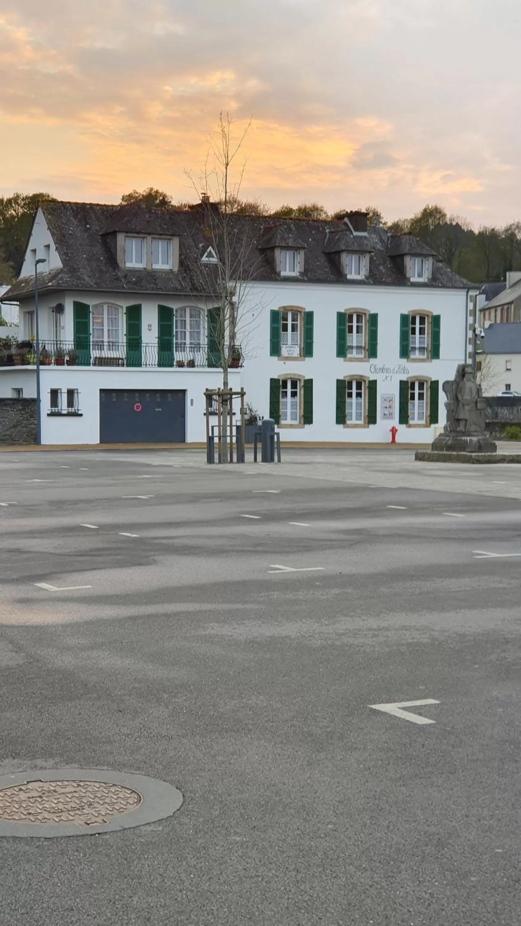 Property building in Chambres Dhôtes Numéro 1