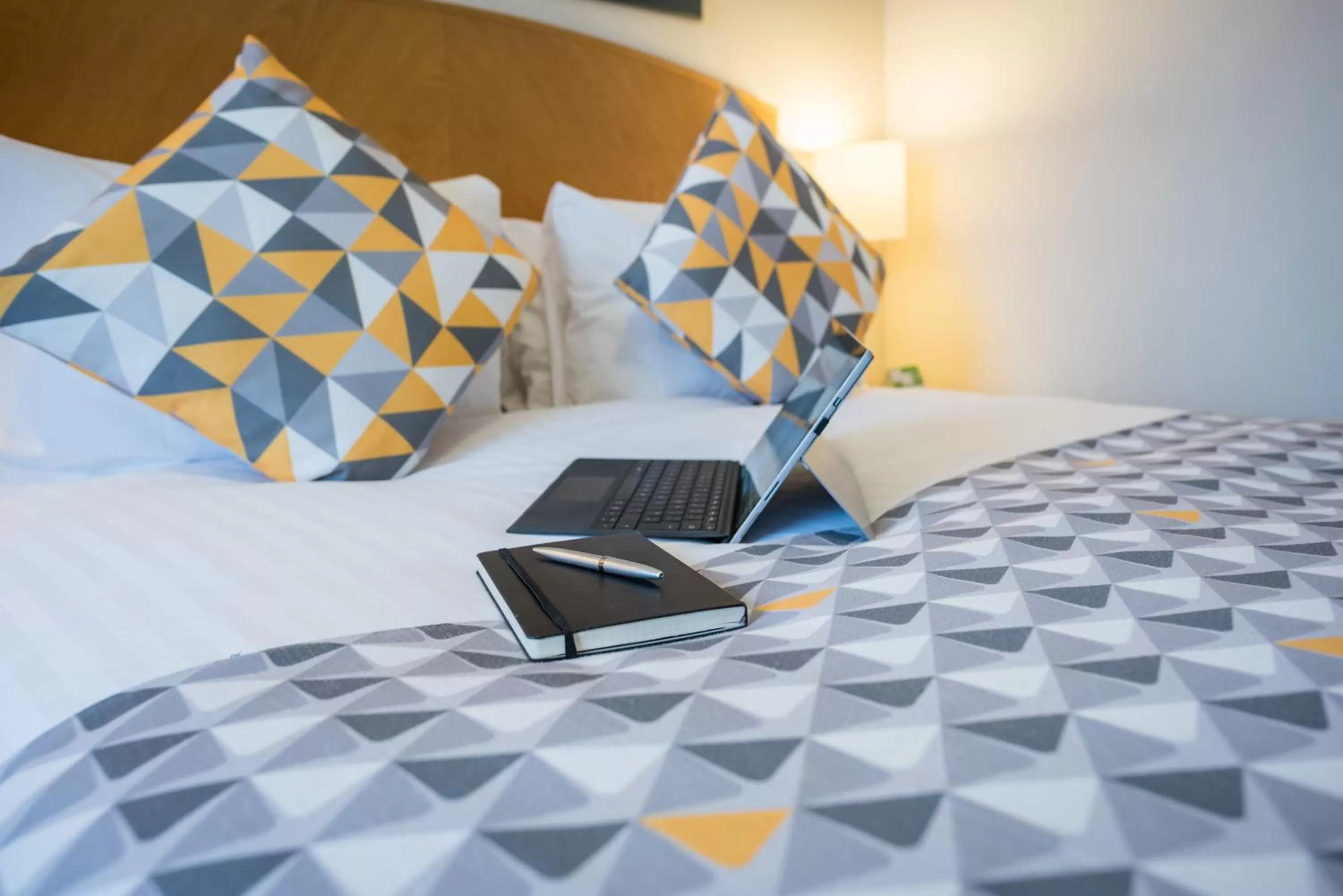 Photo of the whole room, Bed in Holiday Inn Manchester West by IHG