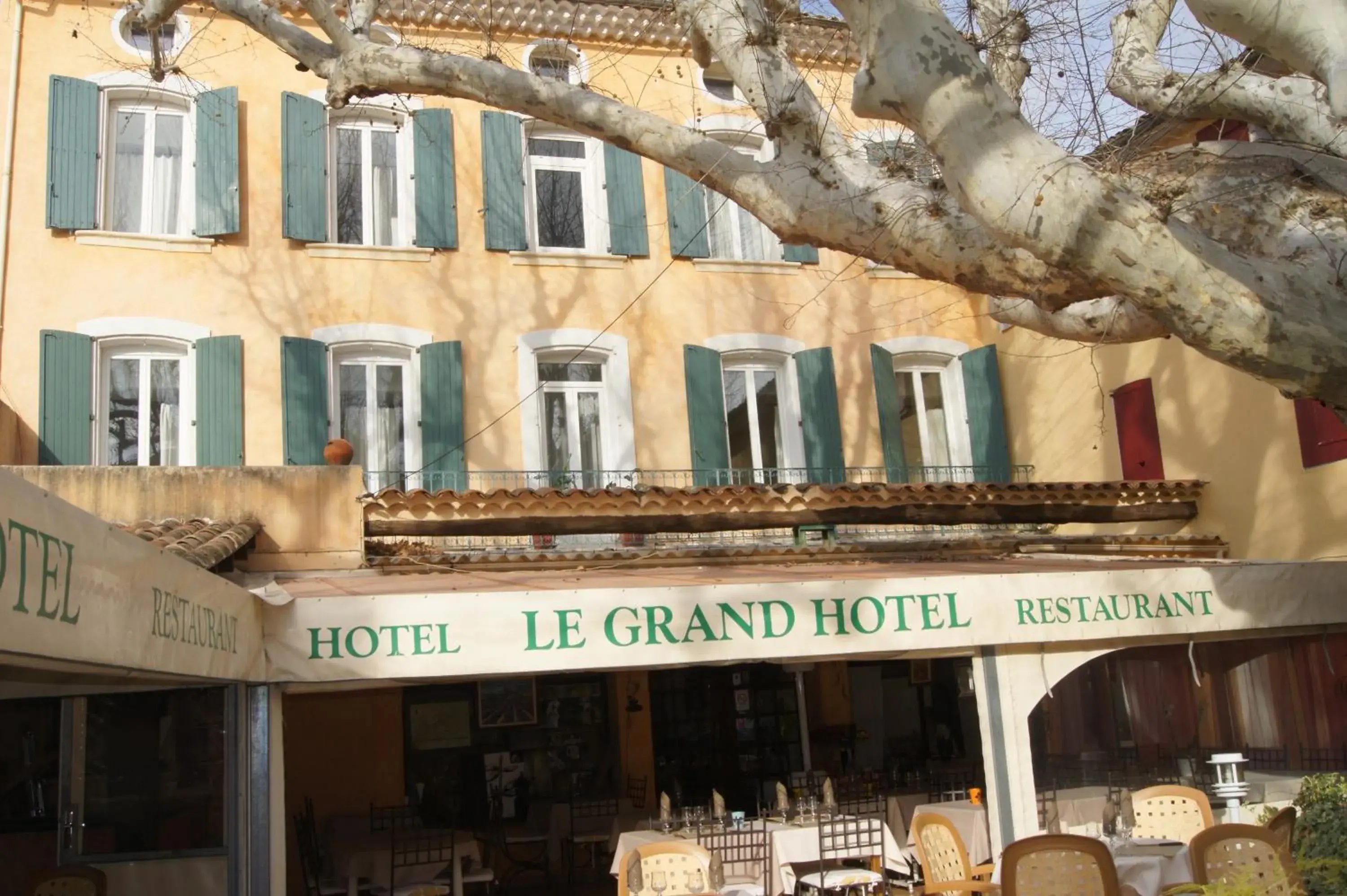 Property Building in Le Grand Hotel