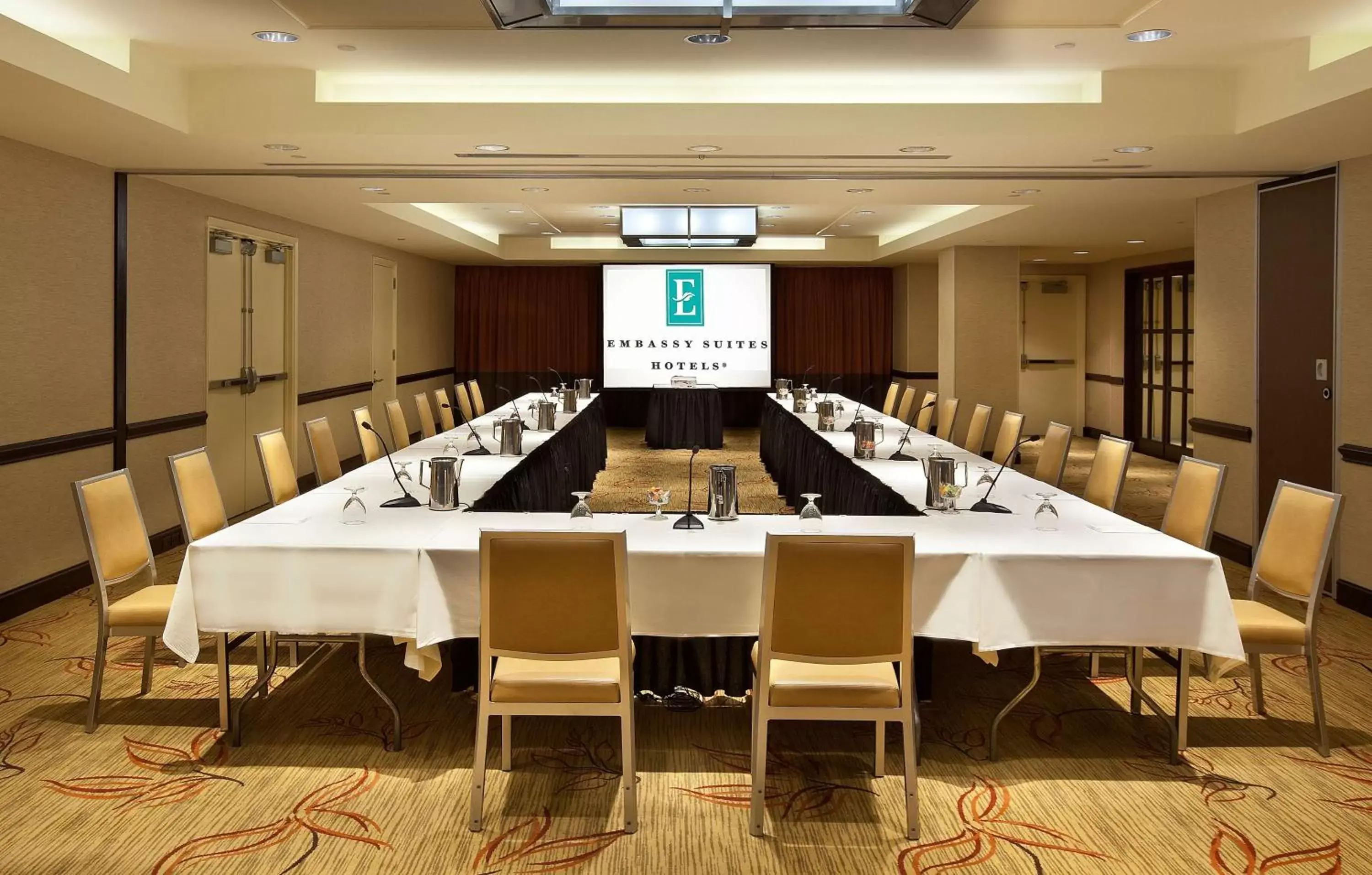 Meeting/conference room in Embassy Suites by Hilton Washington DC Chevy Chase Pavilion