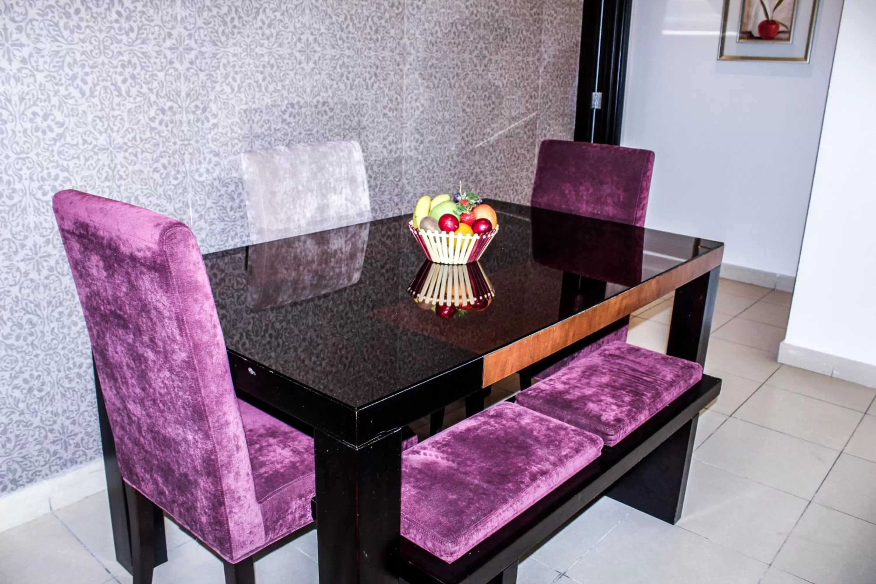 Dining area in Dunes Hotel Apartment Oud Metha, Bur Dubai