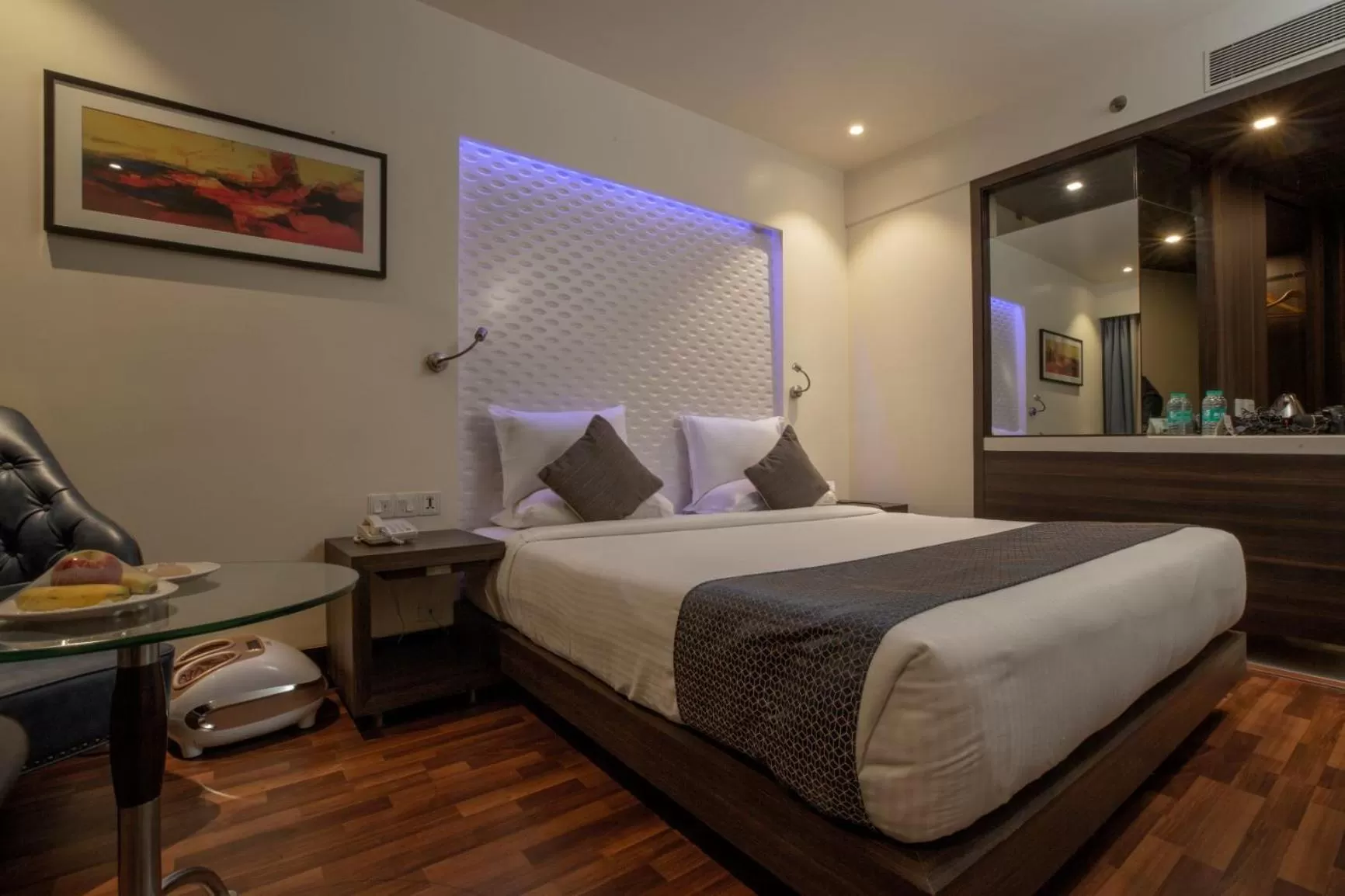 Bed in Hotel Yogi Midtown