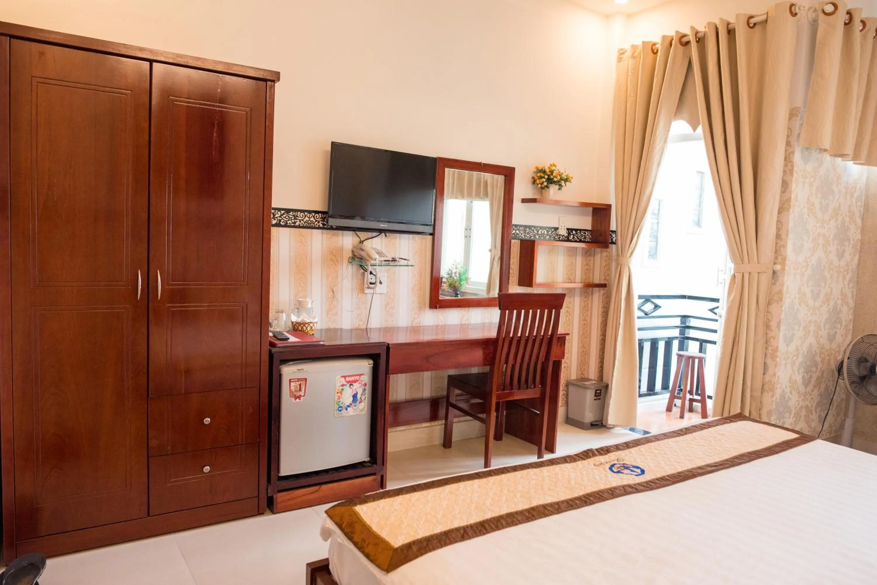 TV and multimedia, Bed in Hoi An Ngo Homestay