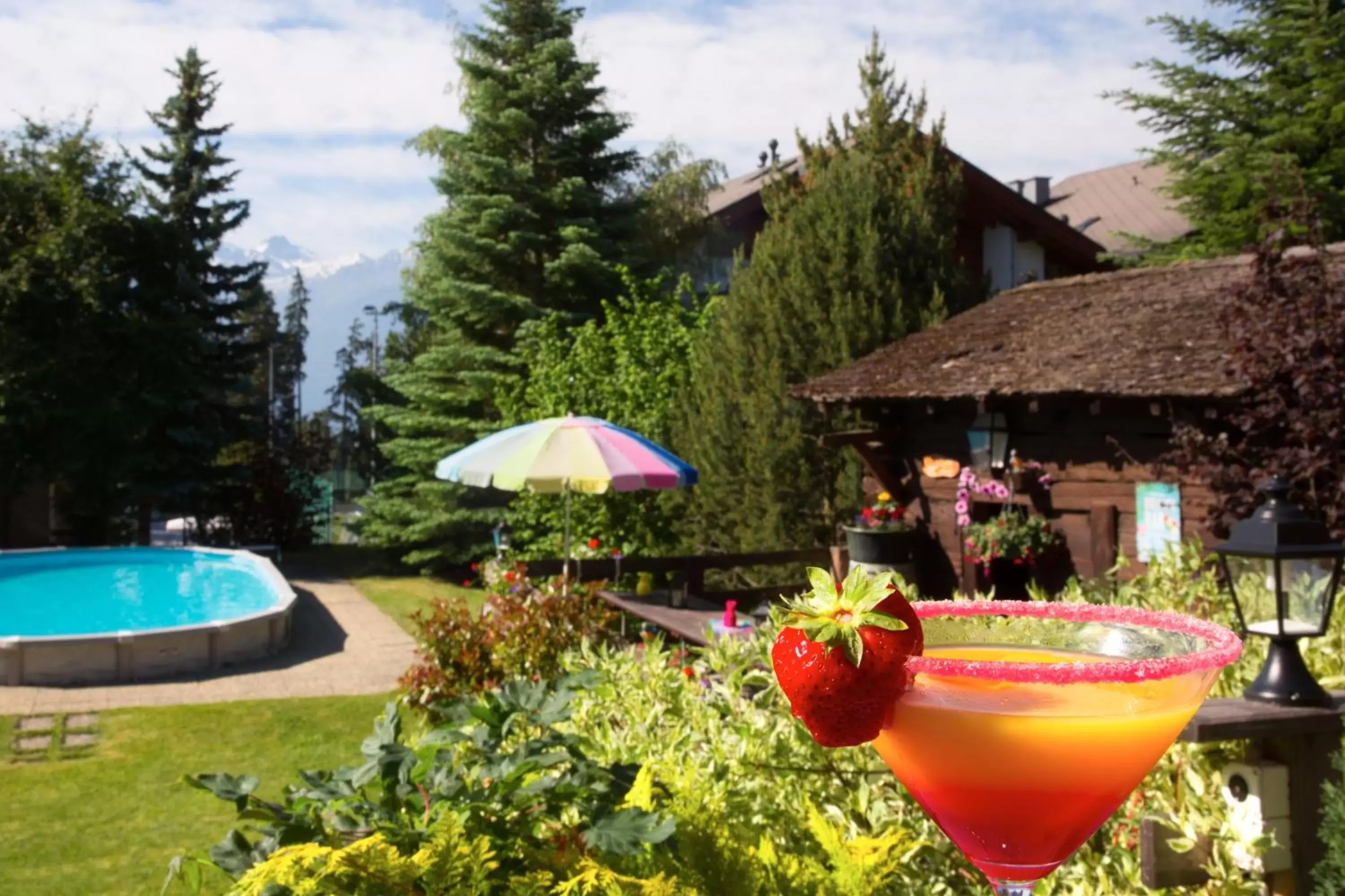 Patio, Swimming Pool in Hotel La Prairie