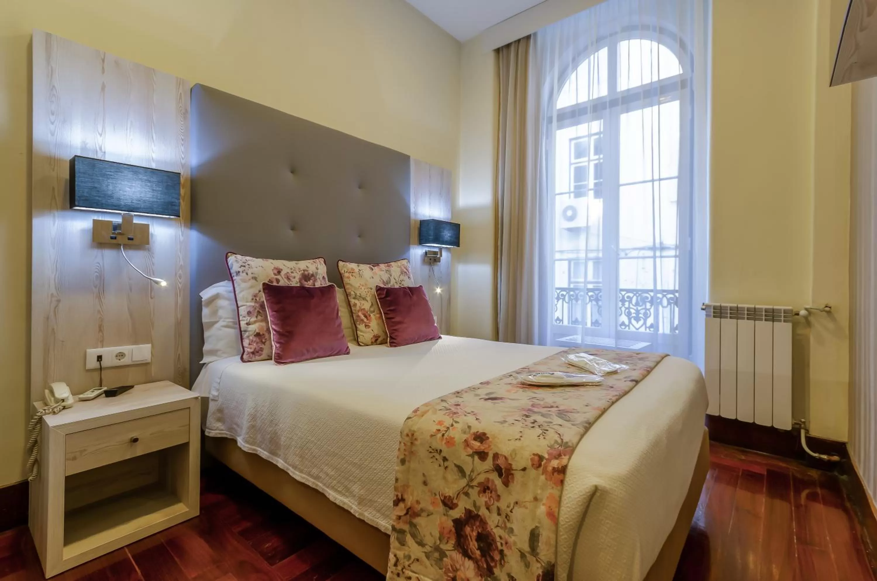 Bed in Hotel INN Rossio