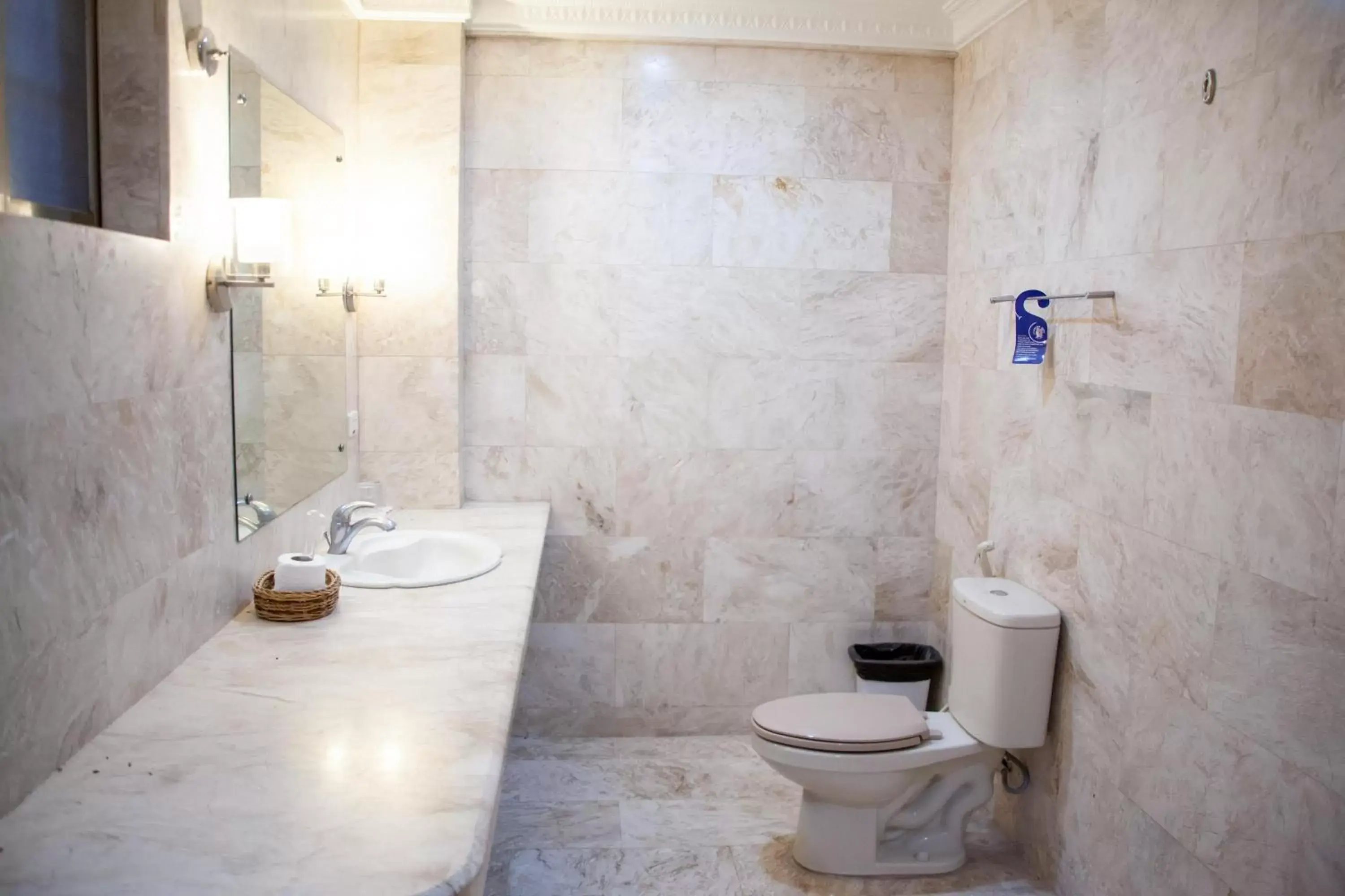 Bathroom in Clarkton Hotel Apartment