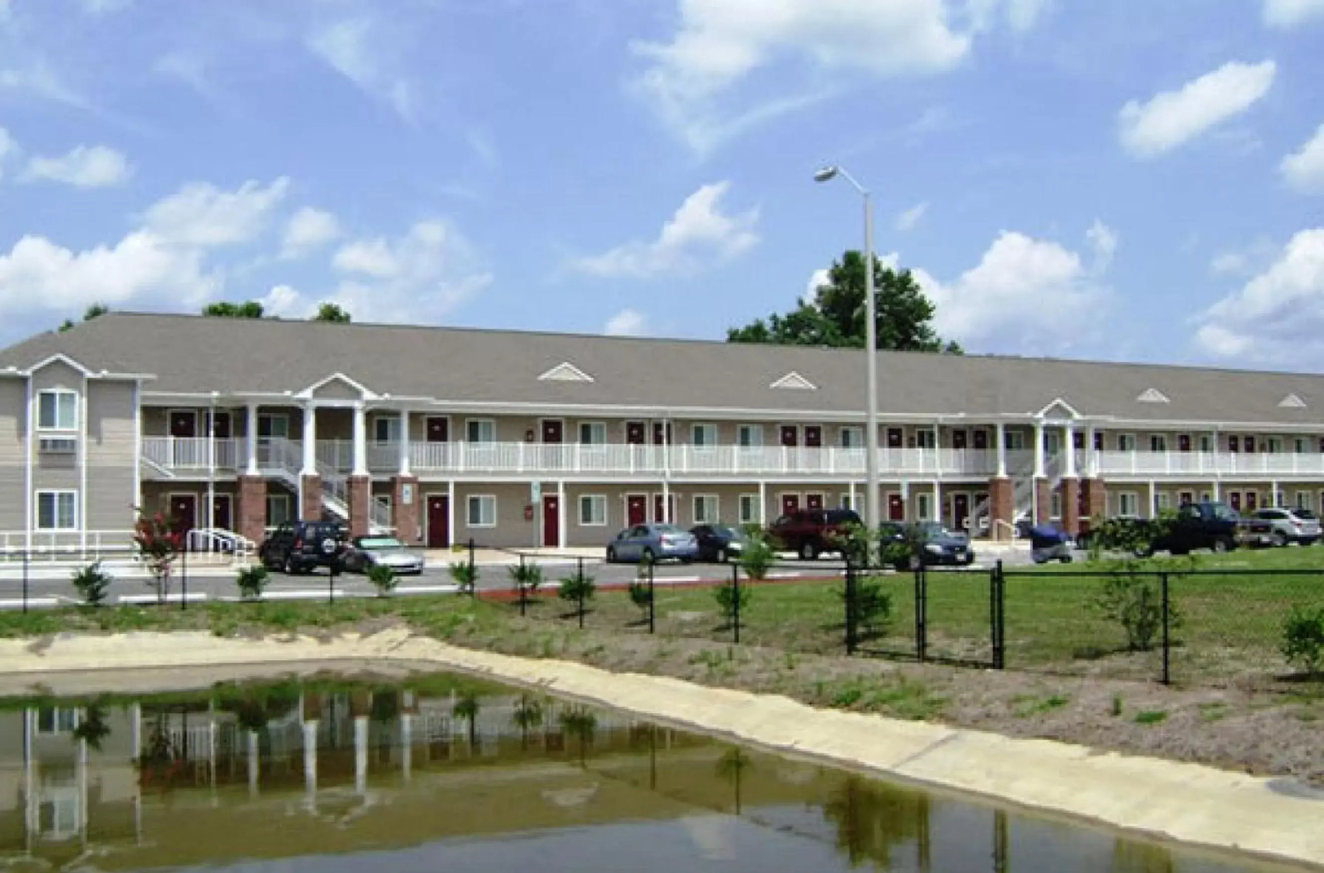 Facade/entrance in Affordable Suites Jacksonville Facade/entrance in Affordable Suites Jacksonville