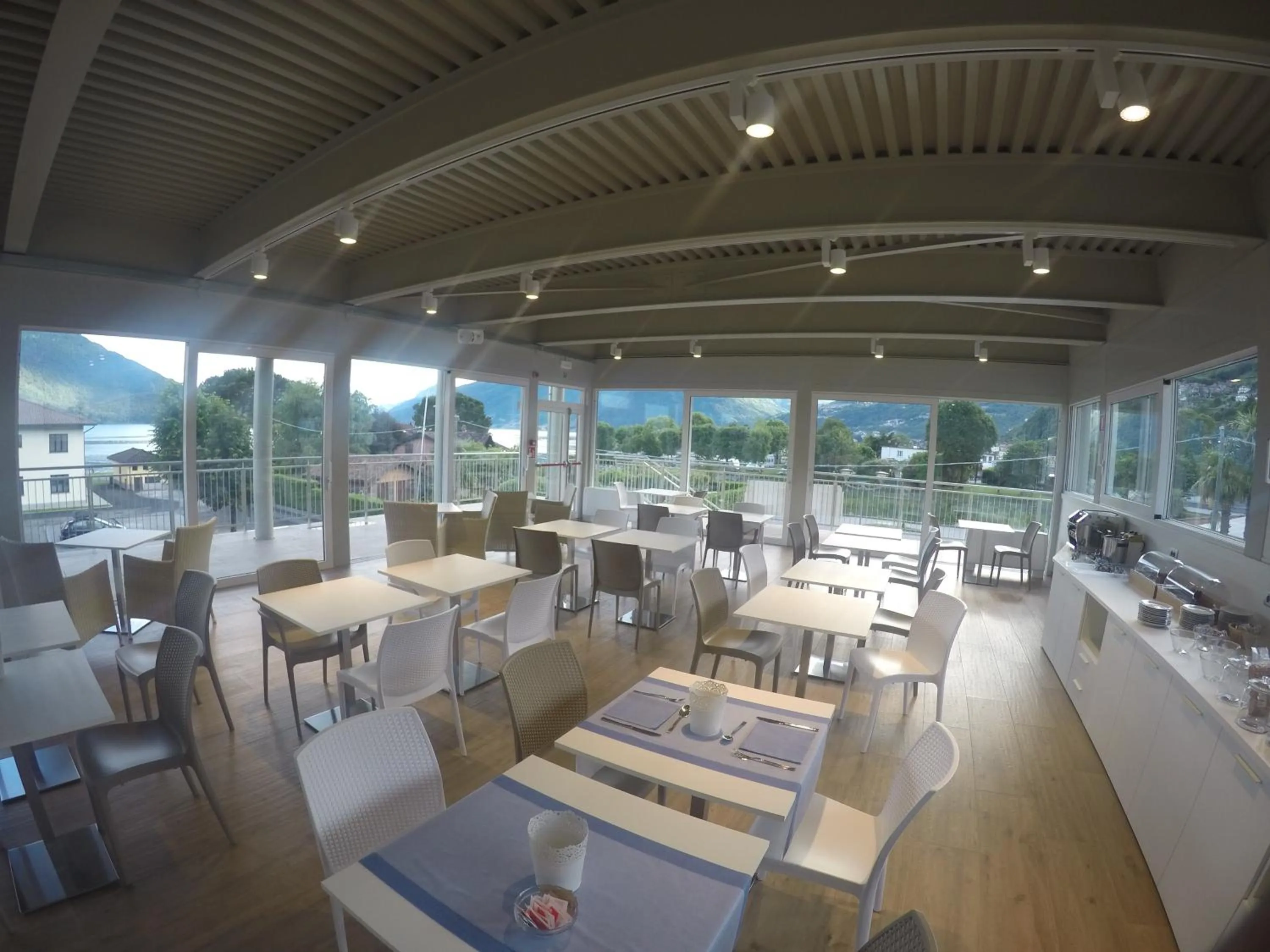 Restaurant/places to eat in Hotel Vischi