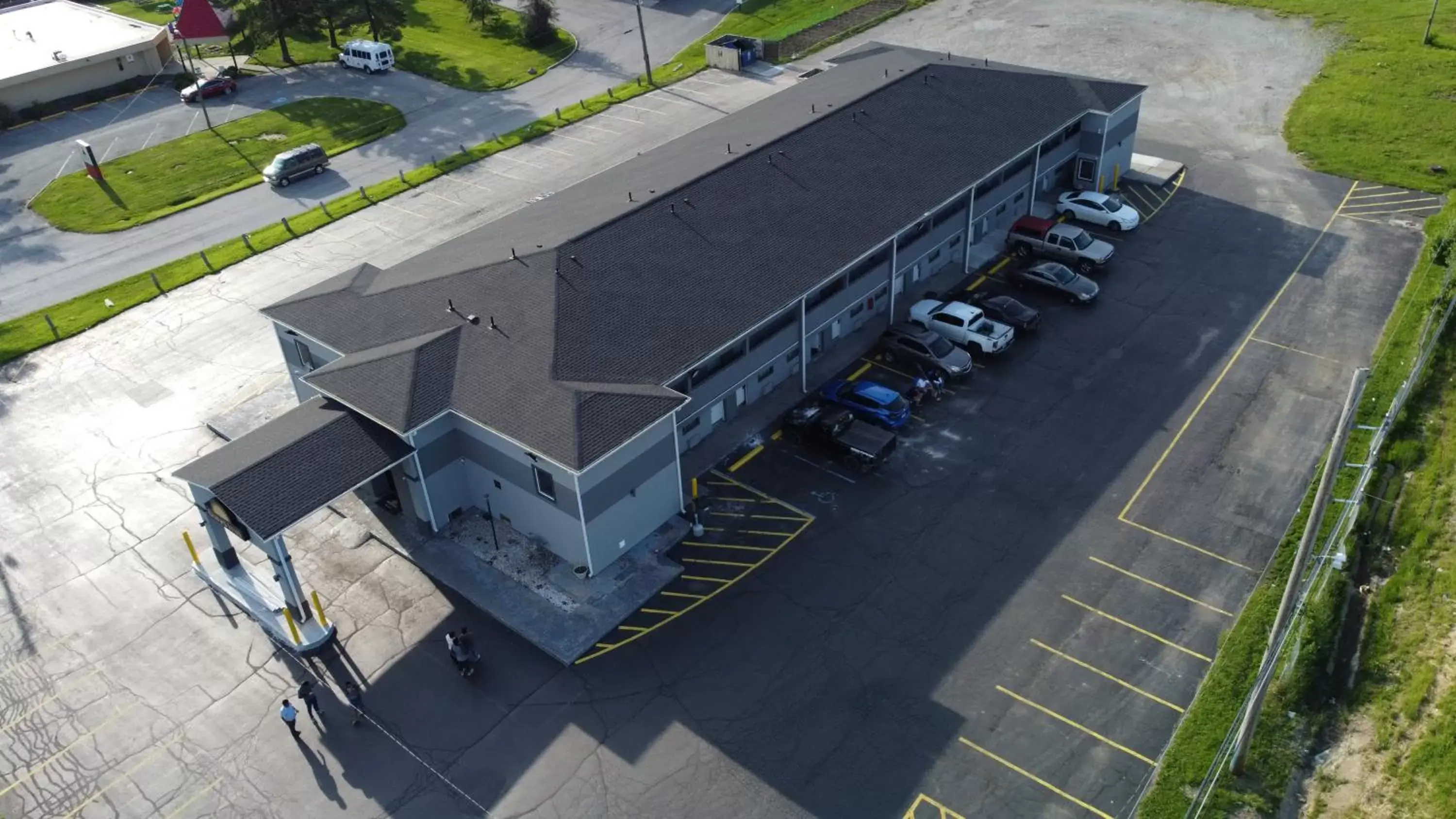 Property building, Bird's-eye View in Days Inn by Wyndham Indianapolis East Post Road
