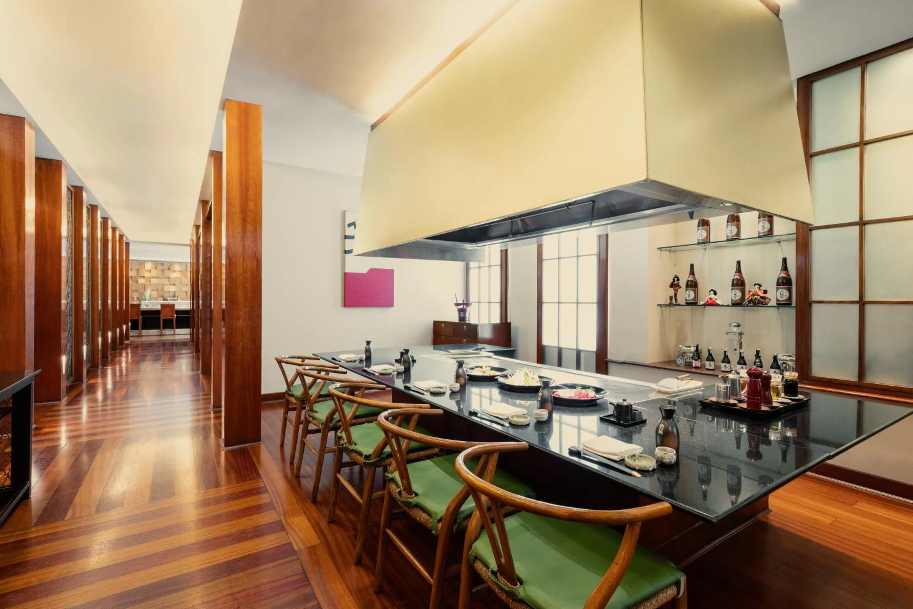 Restaurant/places to eat in Edsa Shangri-La, Manila