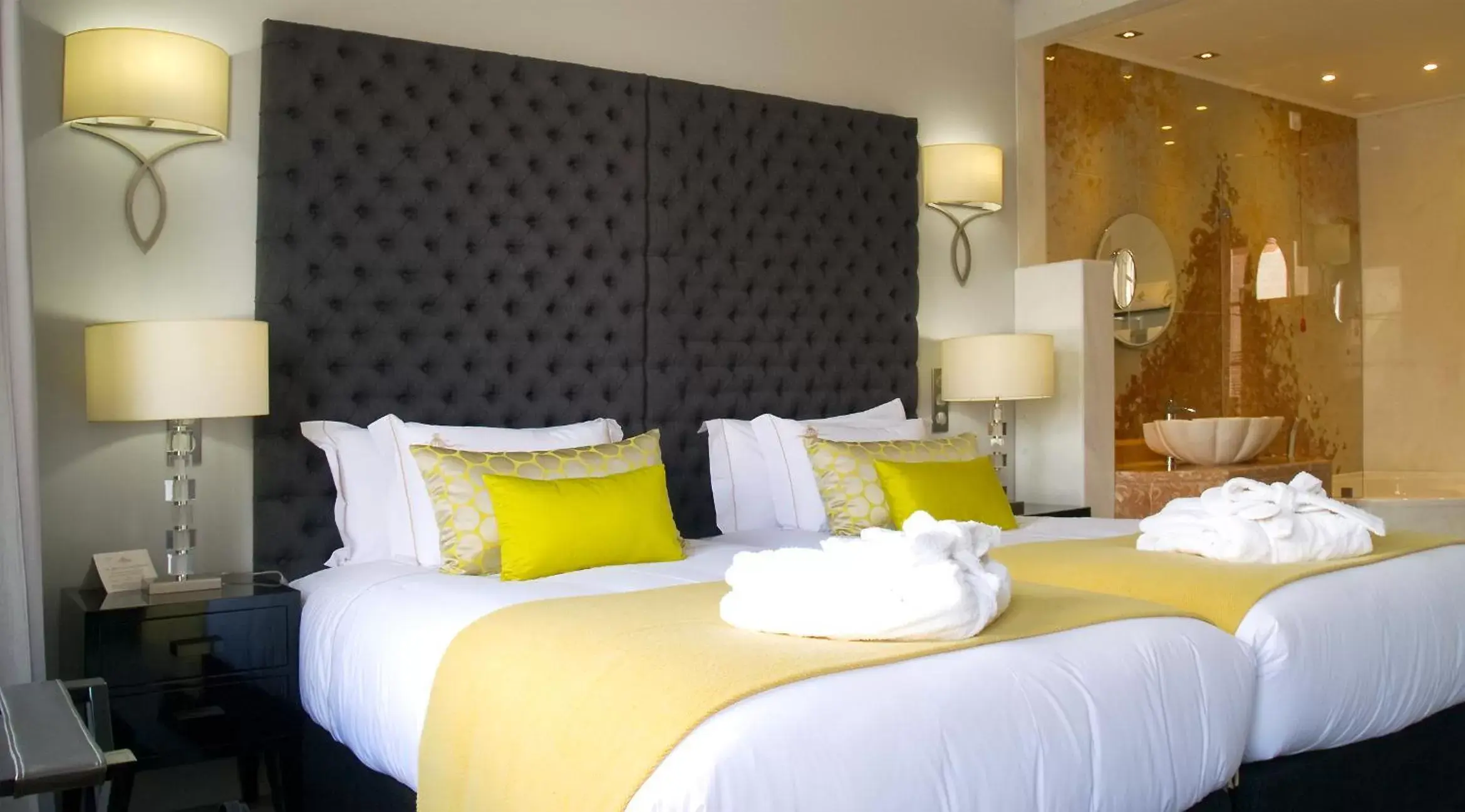 Bed in Alentejo Marmòris Hotel & Spa, a Small Luxury Hotel of the World