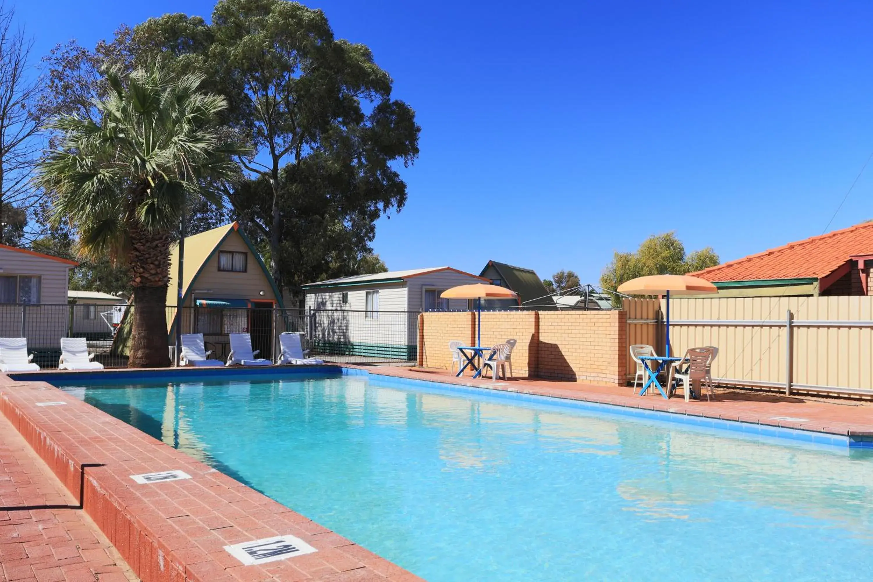 Swimming Pool in Discovery Parks - Kalgoorlie Goldfields