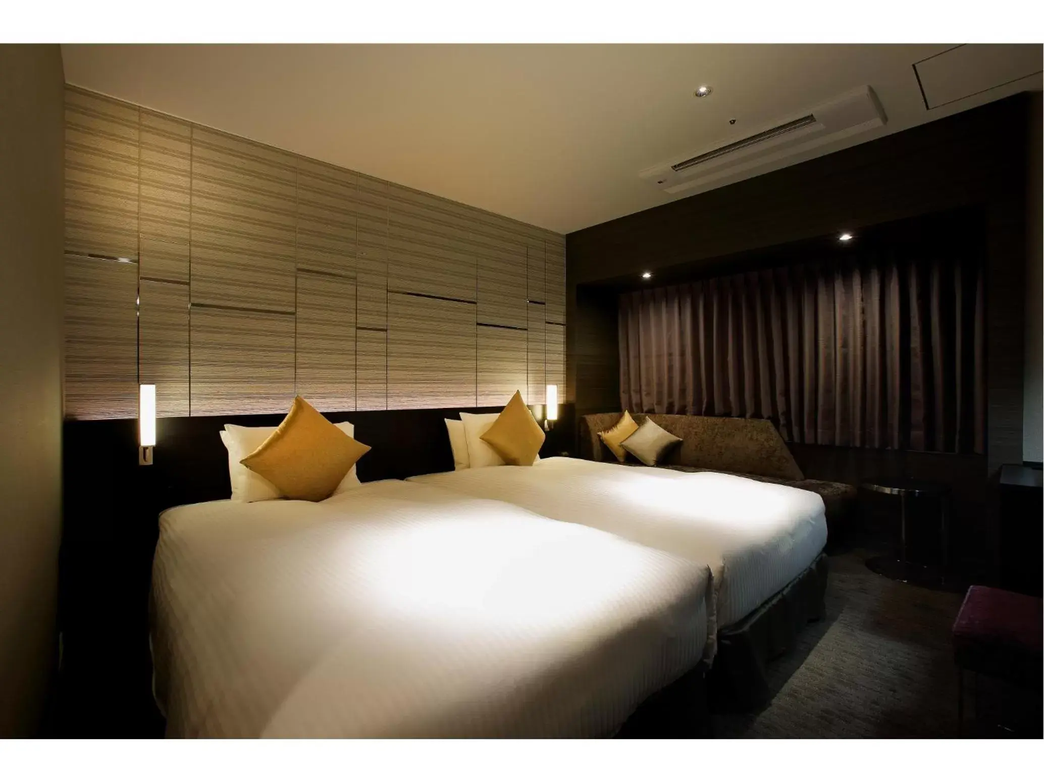 Photo of the whole room, Room Photo in Hotel Trusty Nagoya Shirakawa