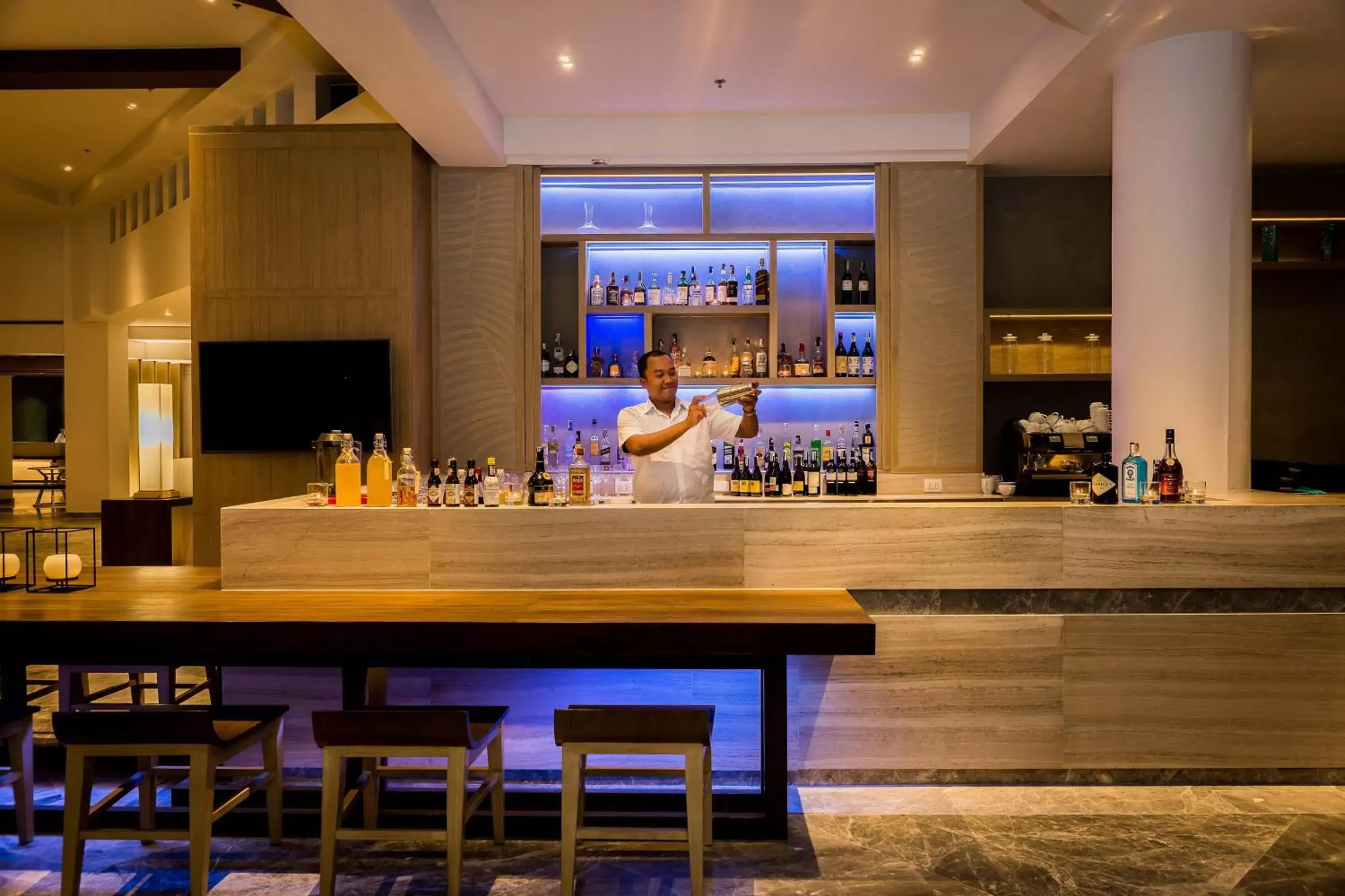Lounge or bar, Lounge/Bar in Phuket Marriott Resort & Spa, Merlin Beach