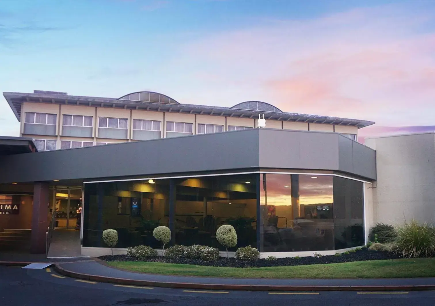 Property Building in Sudima Hotel Lake Rotorua