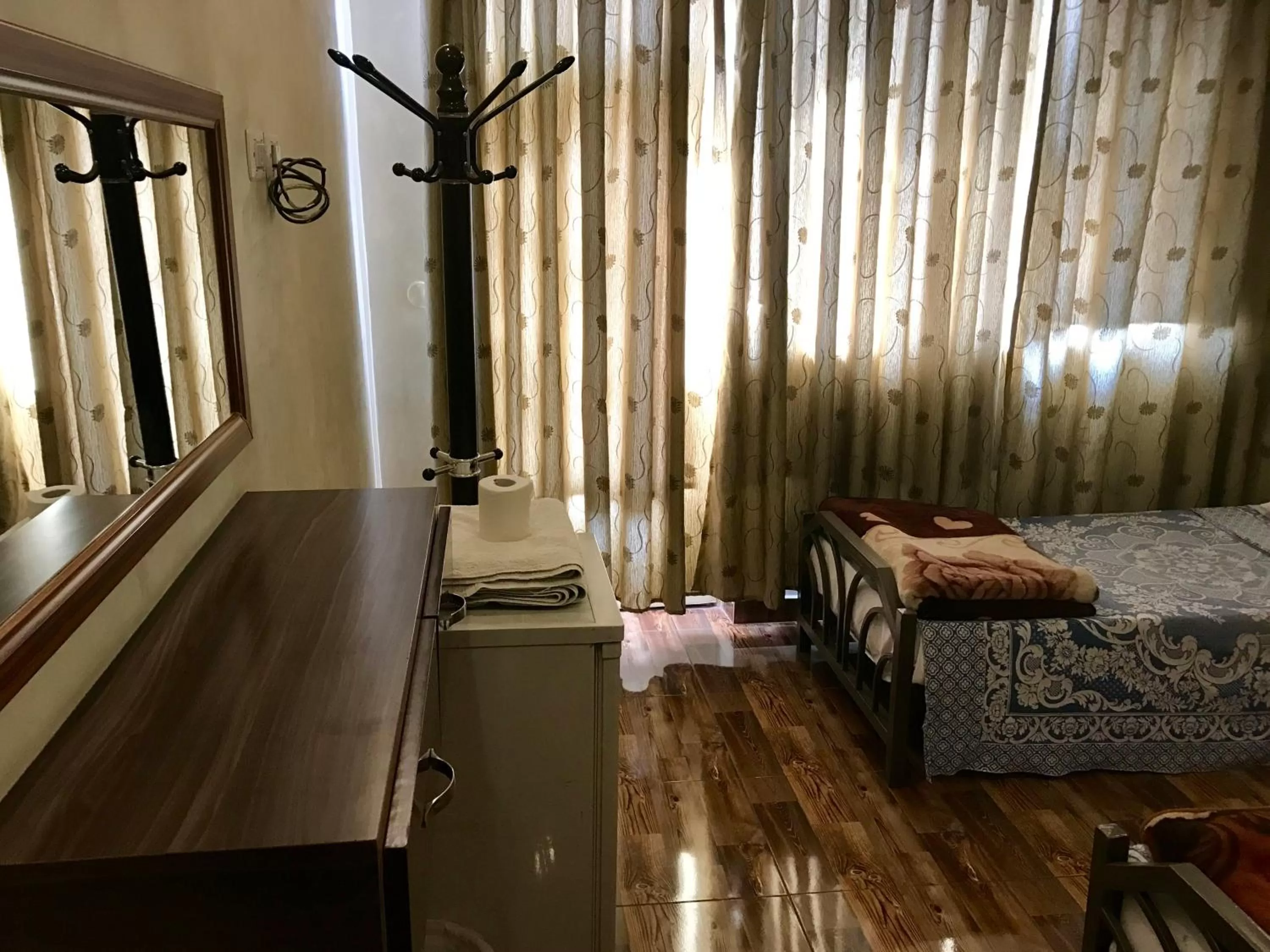 Sun Rise Hotel & Hostel & Tours