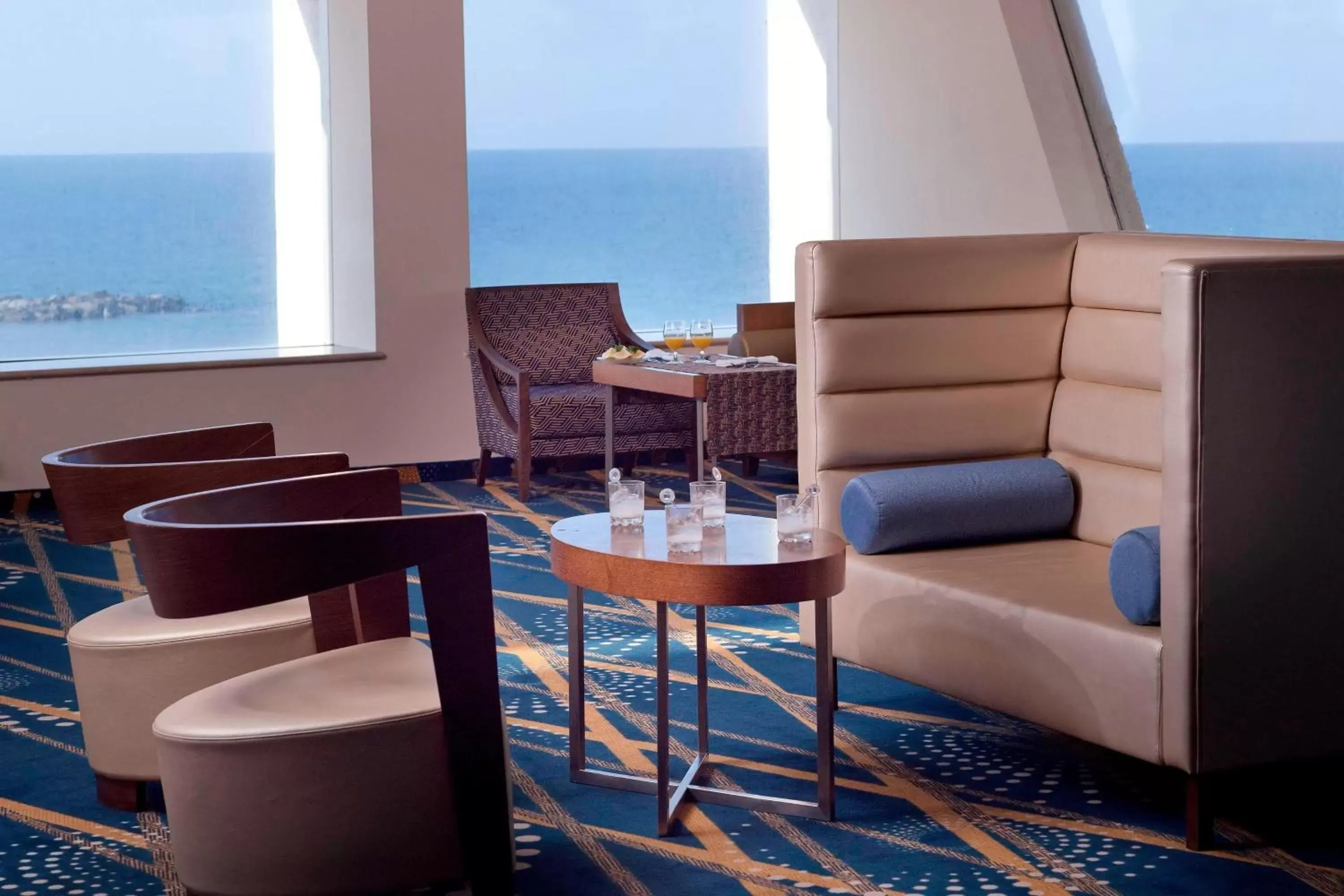 Lobby or reception, Sea View in Renaissance Tel Aviv Hotel