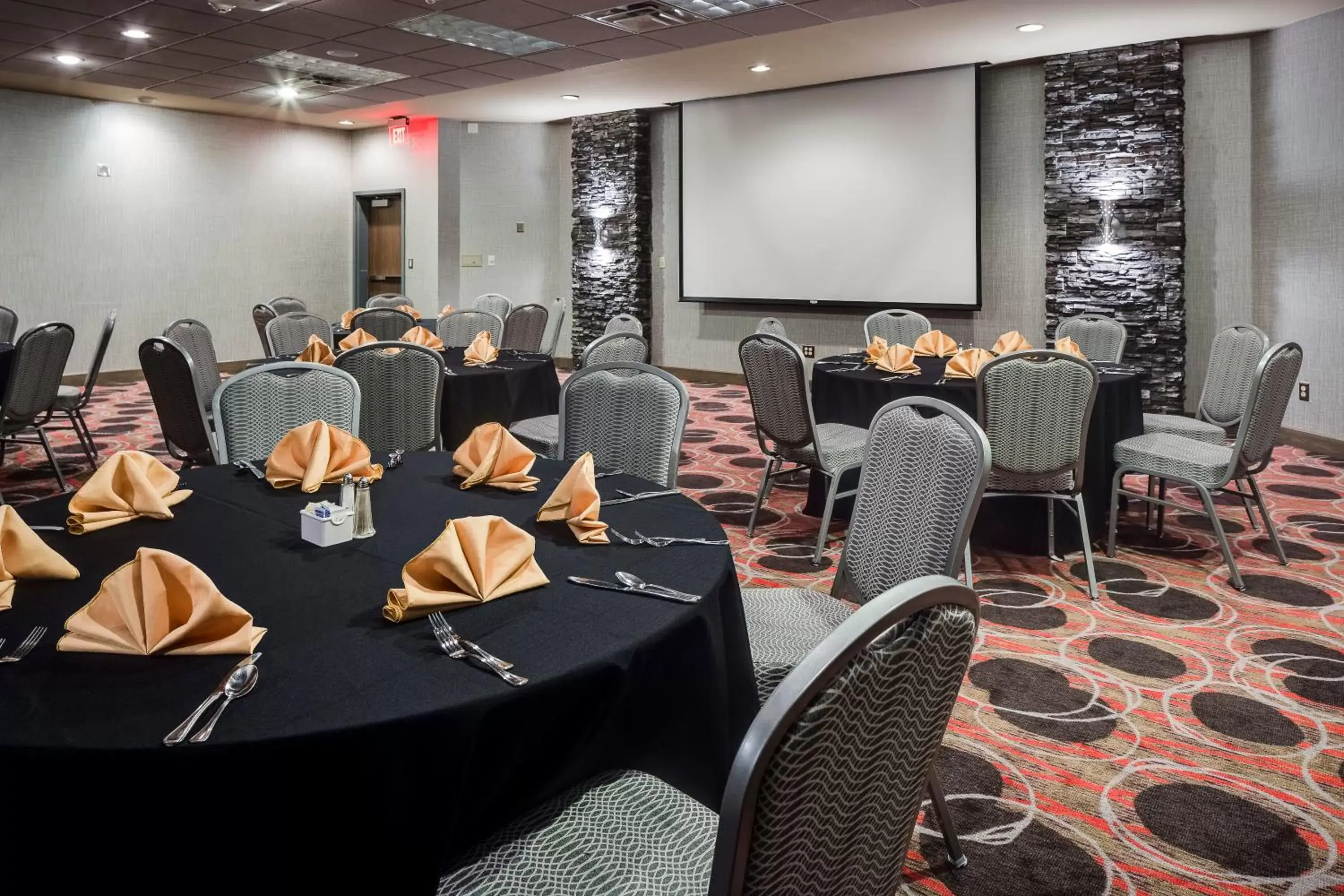 Banquet/Function facilities, Banquet Facilities in Radisson Hotel & Conference Center Coralville - Iowa City