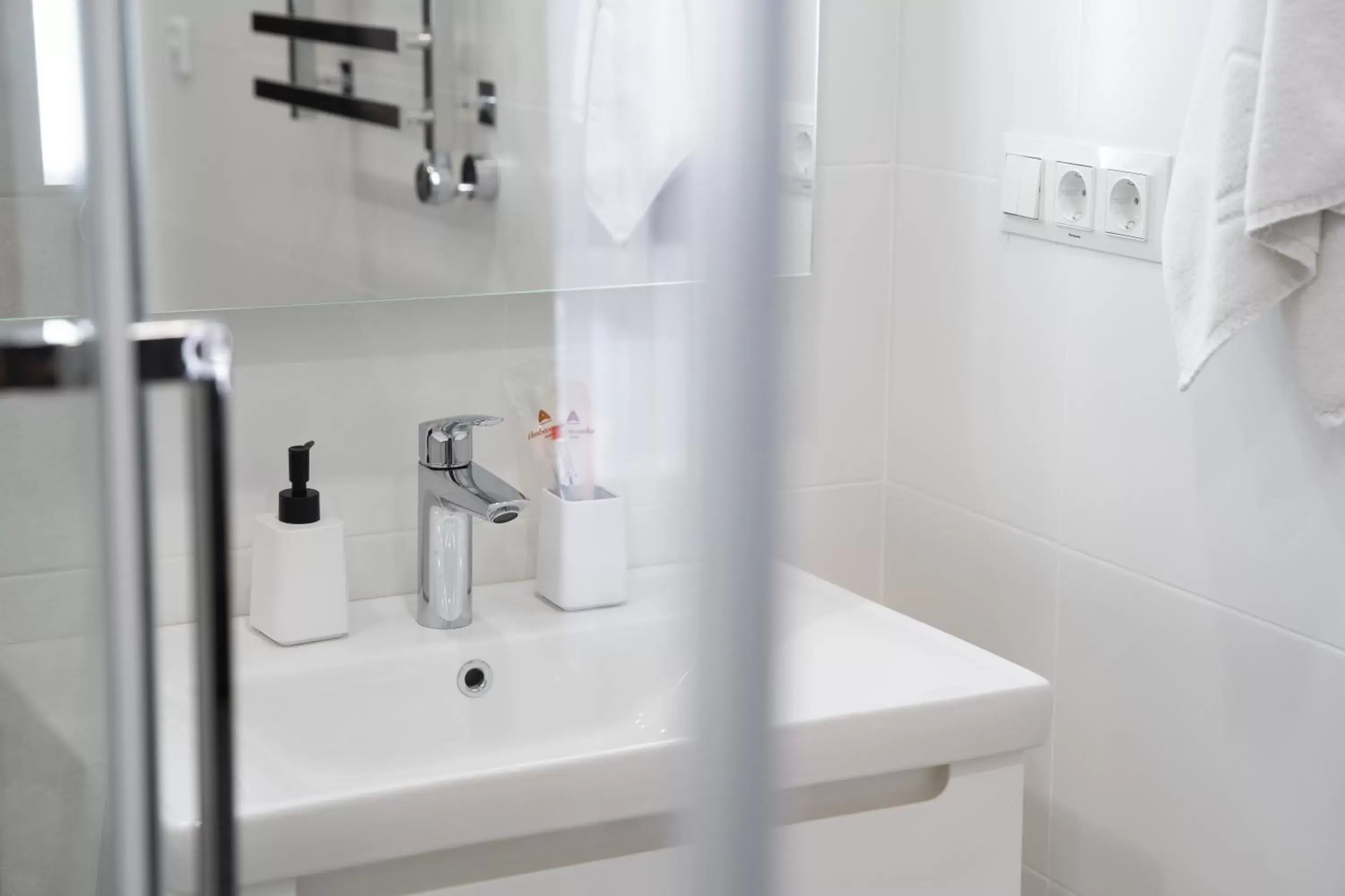 Shower, Bathroom in Ambassador Hotel