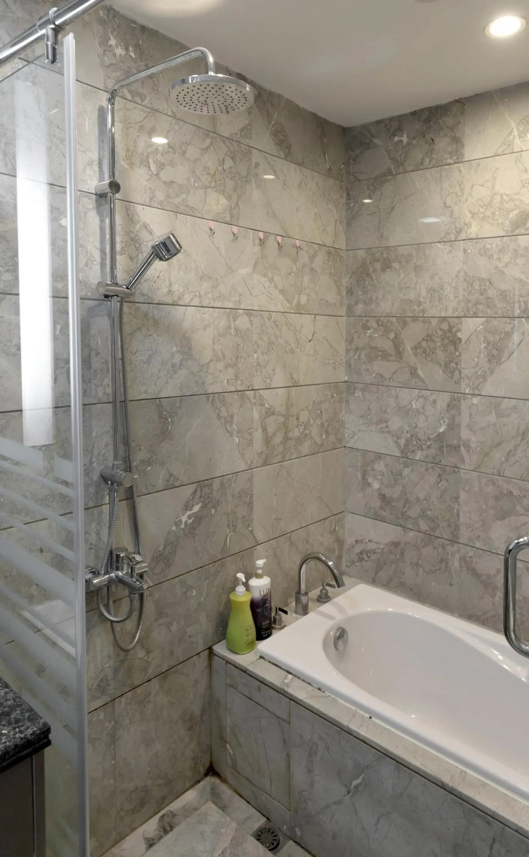 Shower, Bathroom in Pengman Beijing Rd. A-mall Apartment