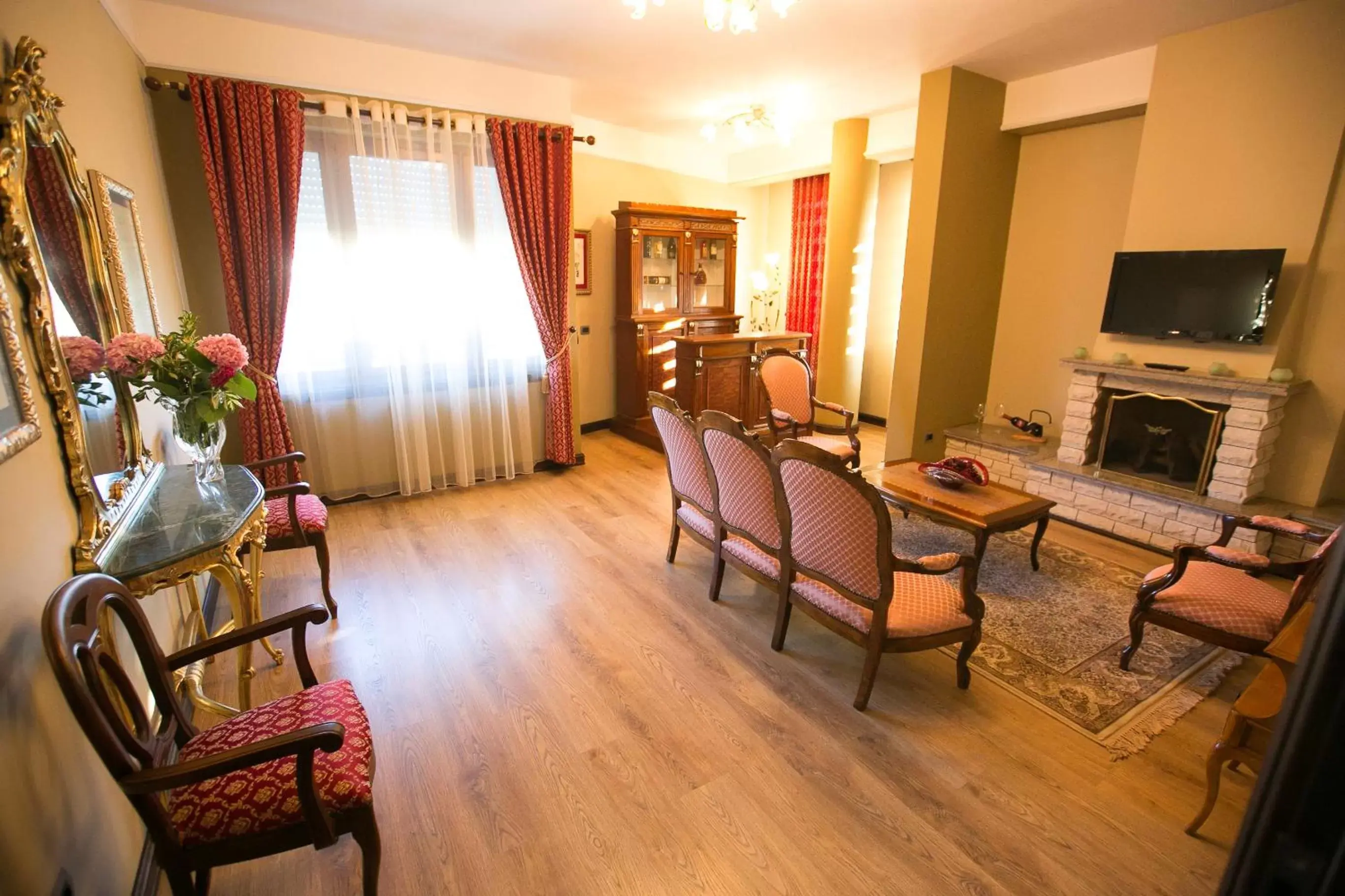 Living room in Hotel Victoria Tirana Living room in Hotel Victoria Tirana