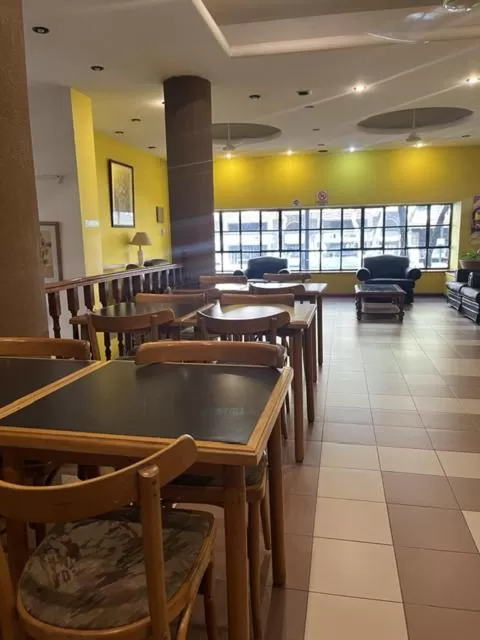 Lounge or bar in Hotel Alcazar