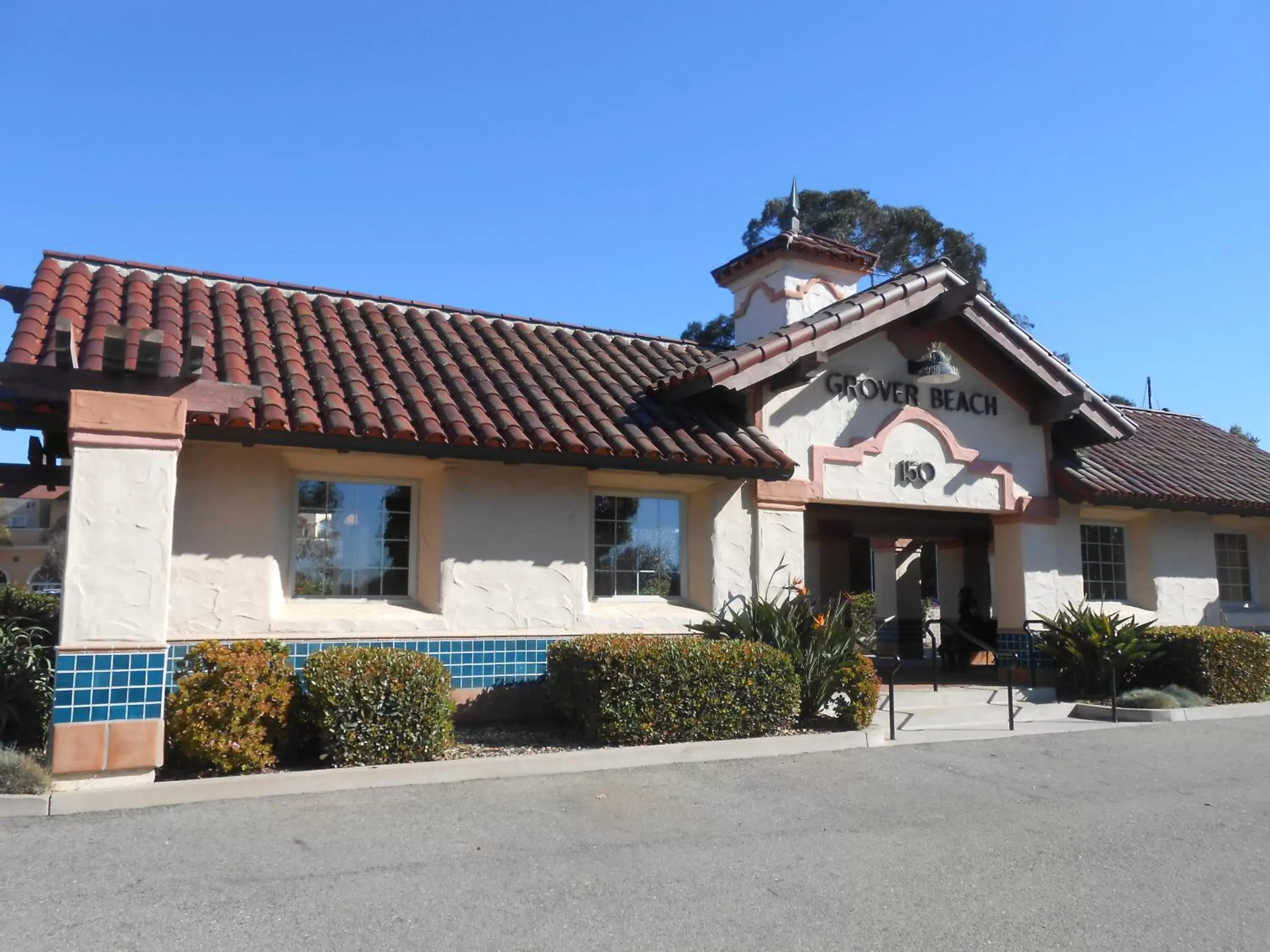 Nearby landmark, Property Building in Holiday Inn Express Grover Beach-Pismo Beach Area, an IHG Hotel