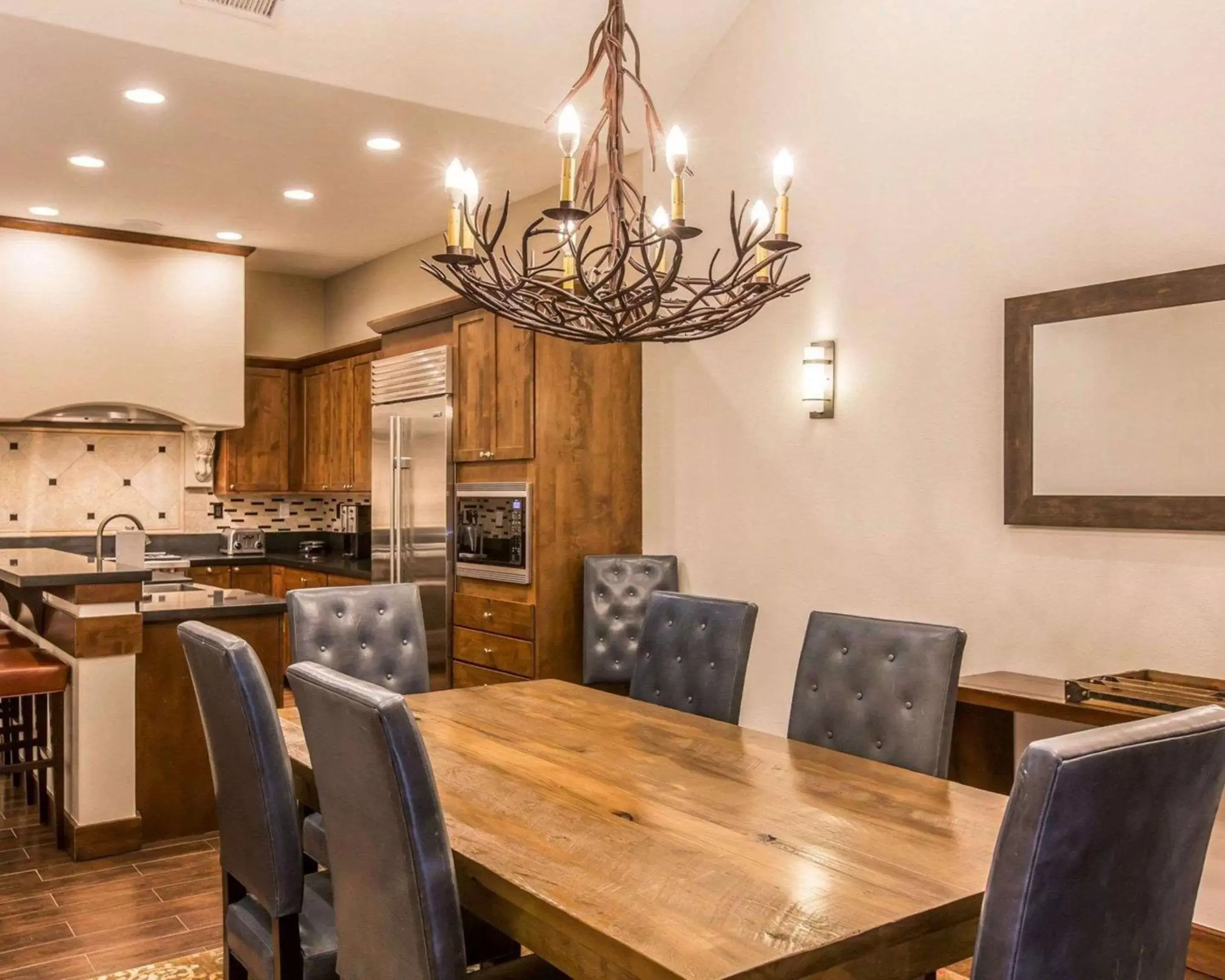 Photo of the whole room, Dining Area in Bluegreen Vacations Big Bear Village, Ascend Resort Collection