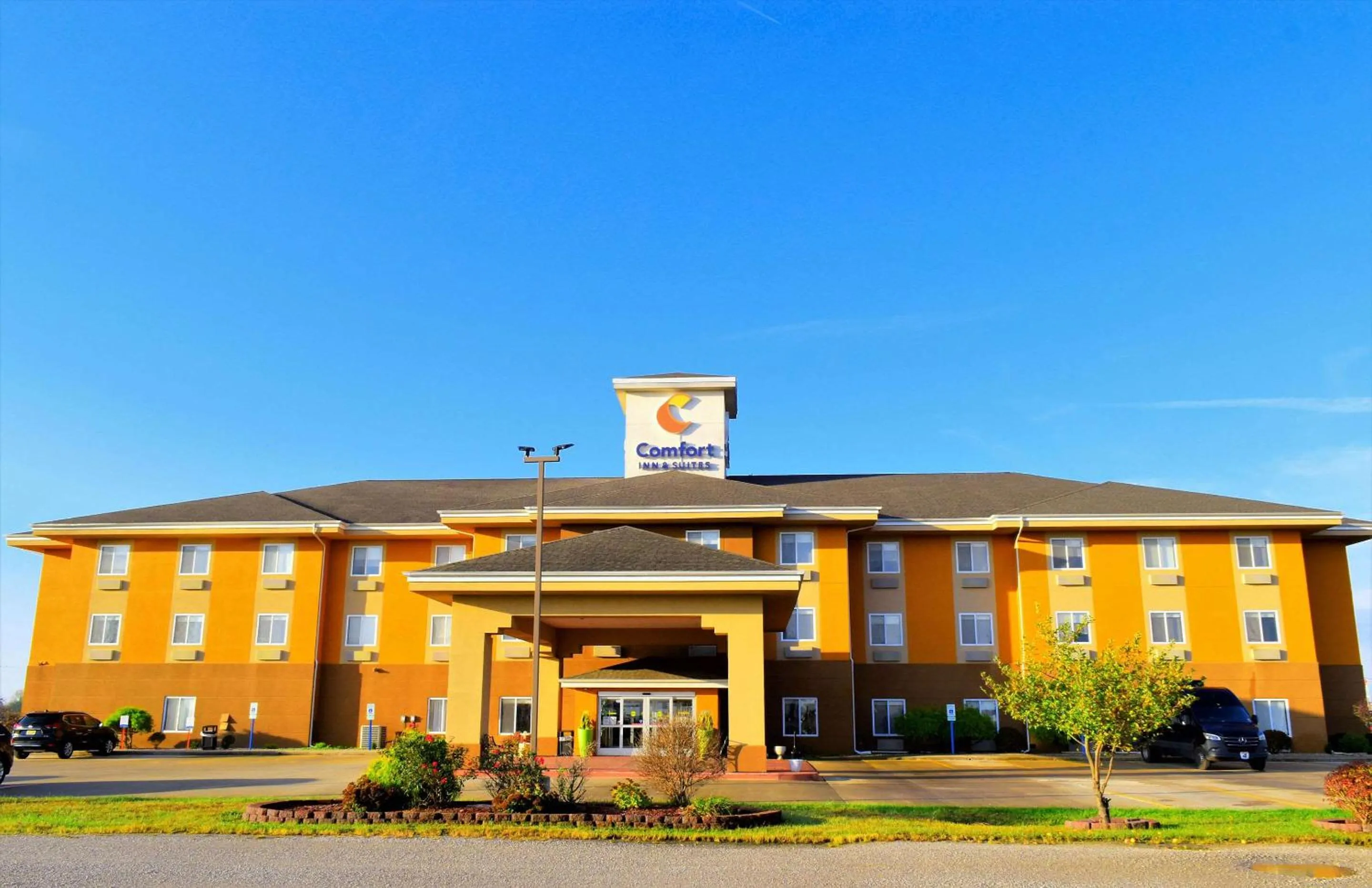 Property building in Comfort Inn & Suites Greenville I-70