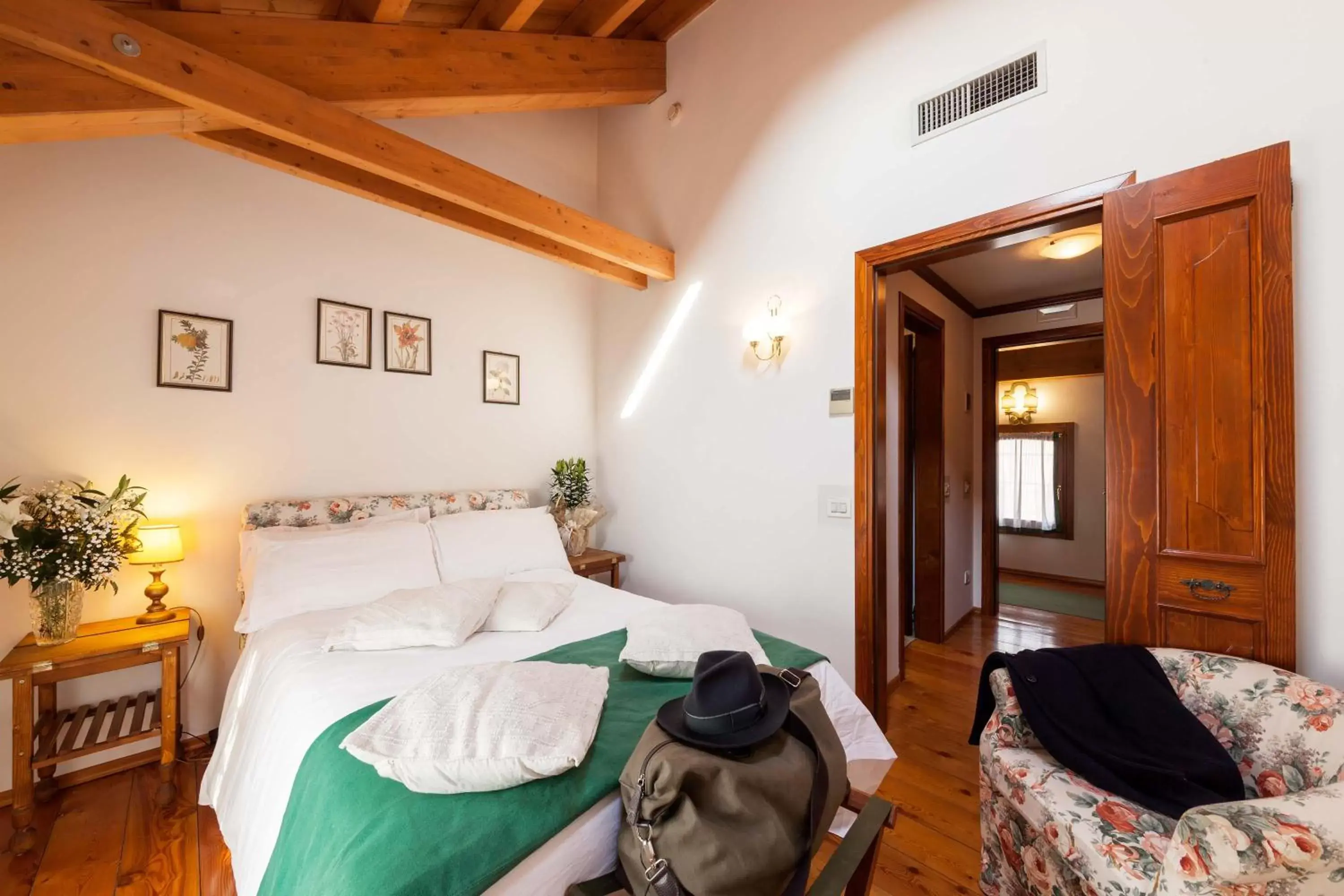 Bedroom, Bed in Ca' Tessera Venice Airport Bedroom, Bed in Ca' Tessera Venice Airport