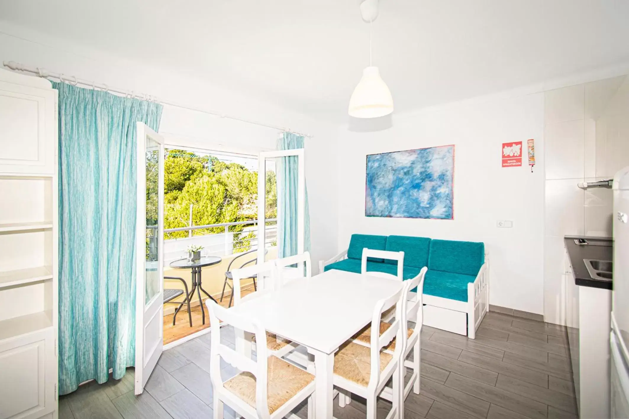 Dining Area in Apartamentos Falcó