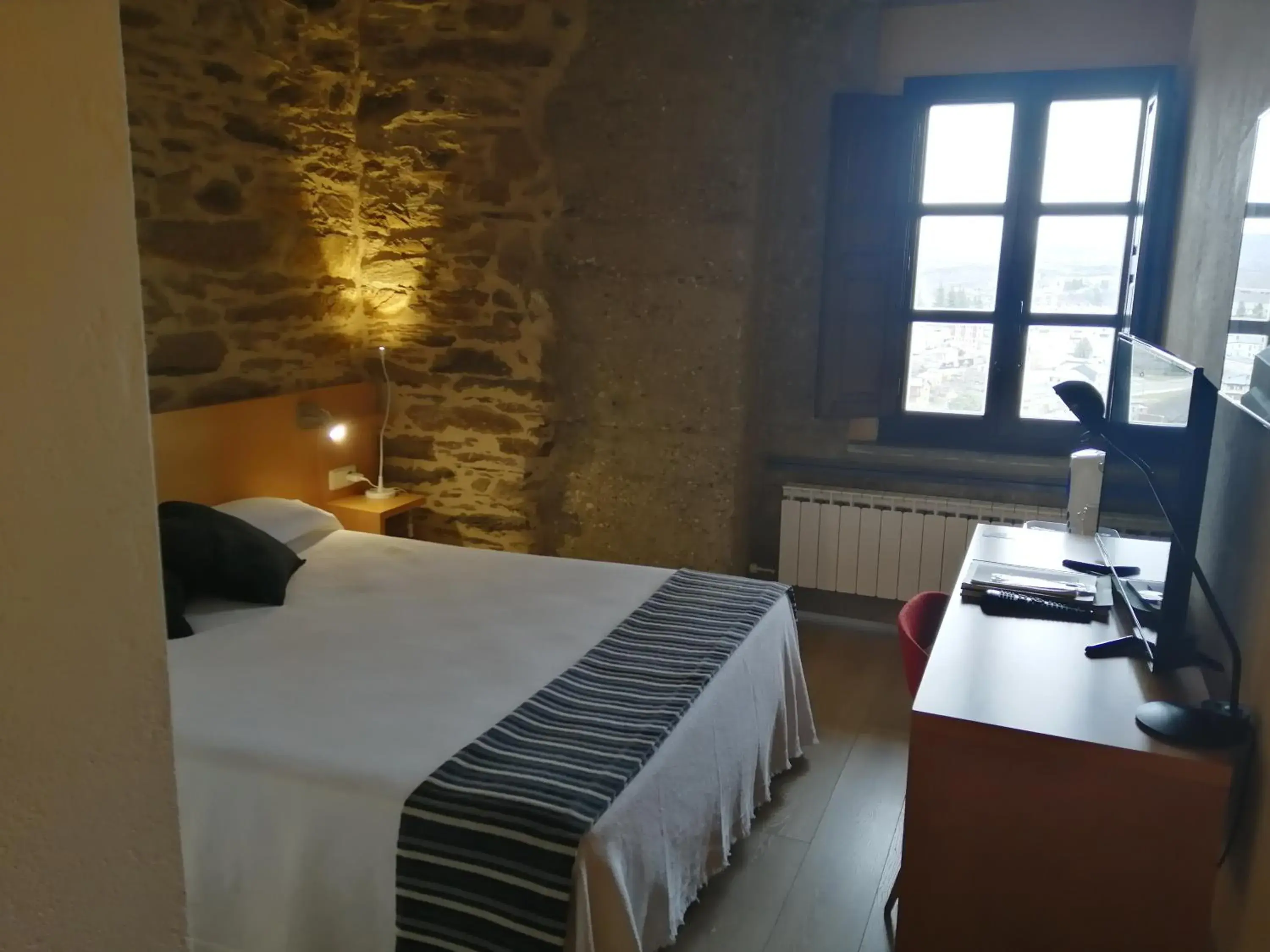 Photo of the whole room, Bed in Posada Real de Las Misas