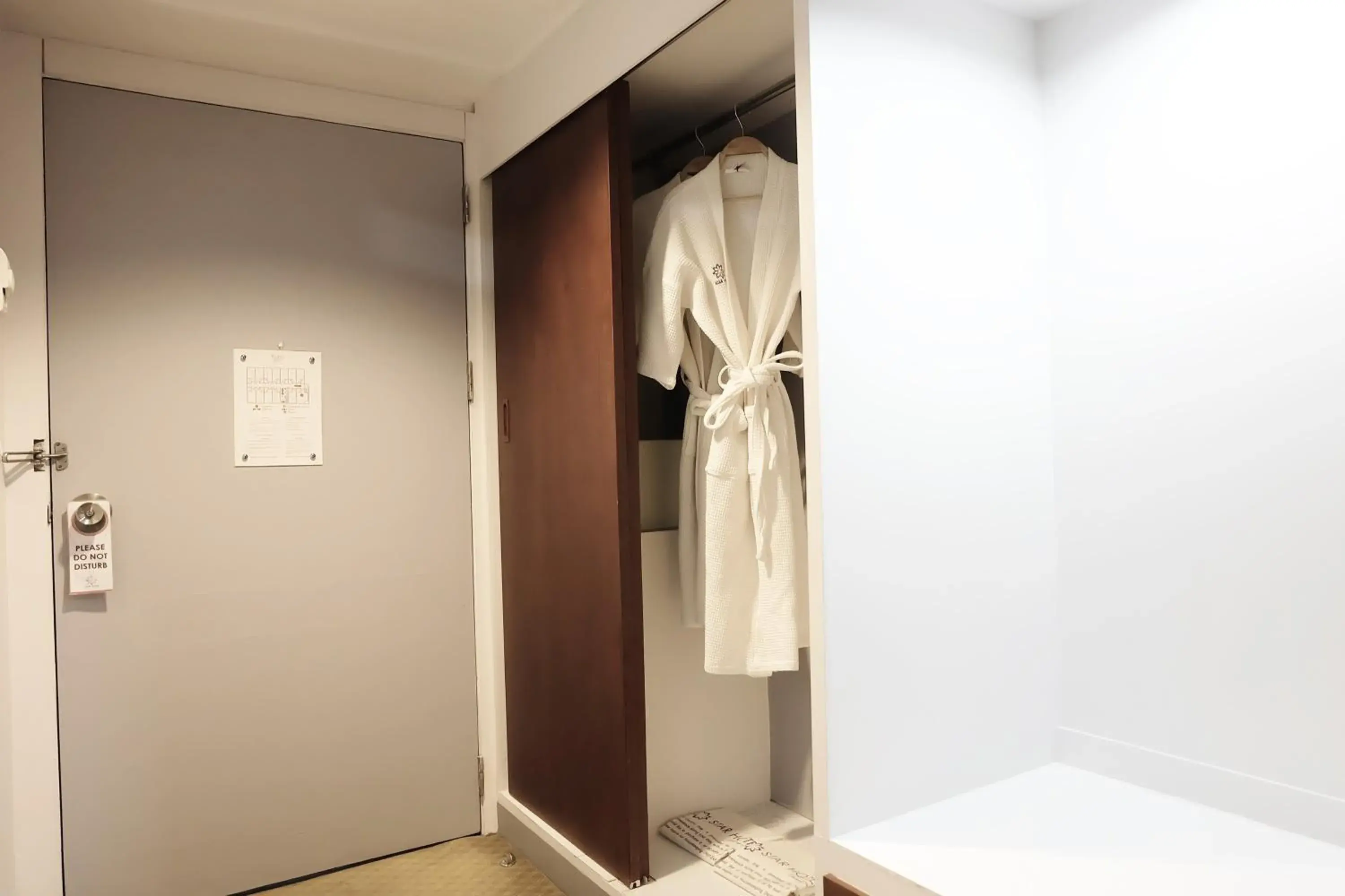 Bedroom, Bathroom in Star Hotel Chiang Mai - SHA Extra Pus