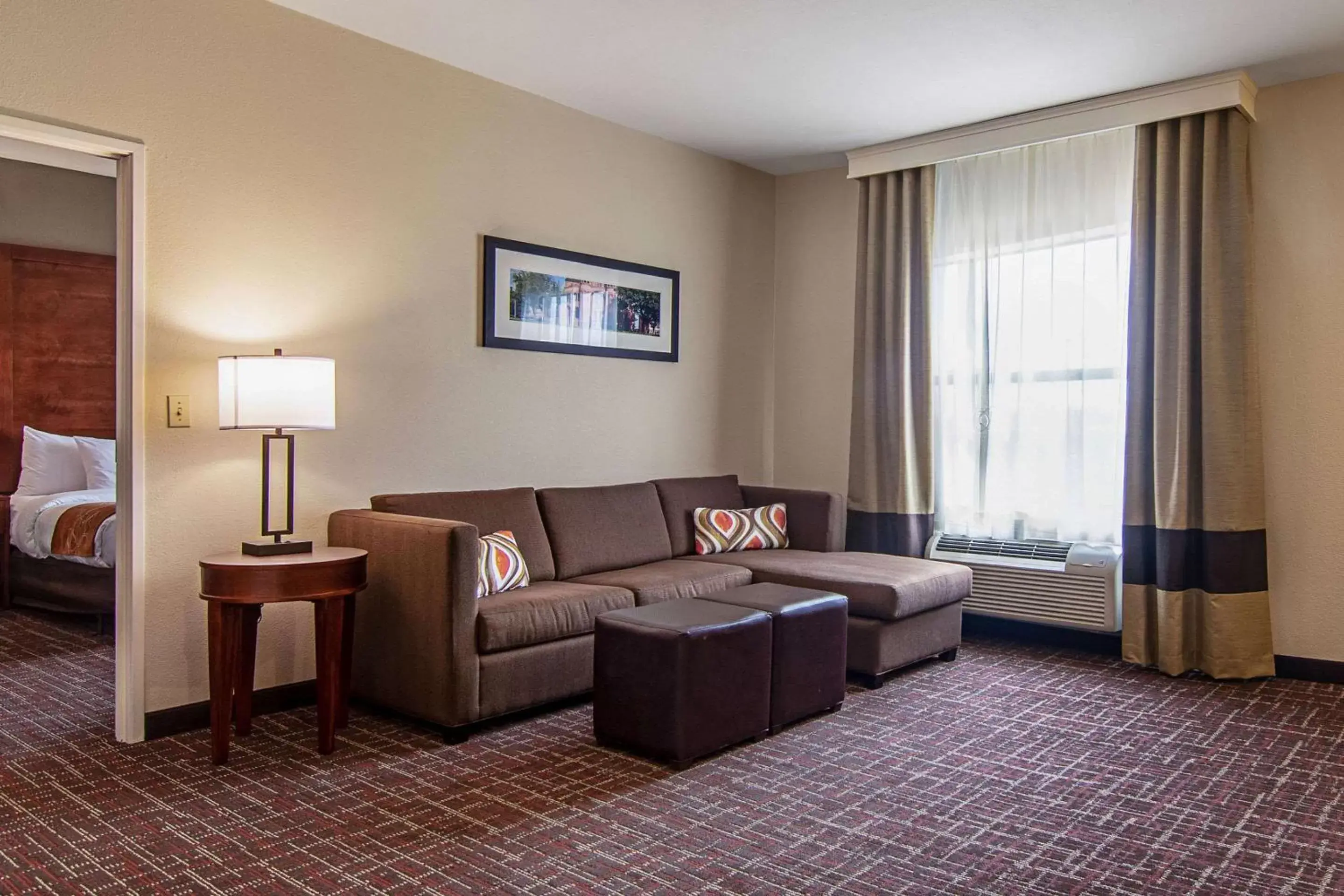 Photo of the whole room, Seating Area in Comfort Suites NW Dallas Near Love Field