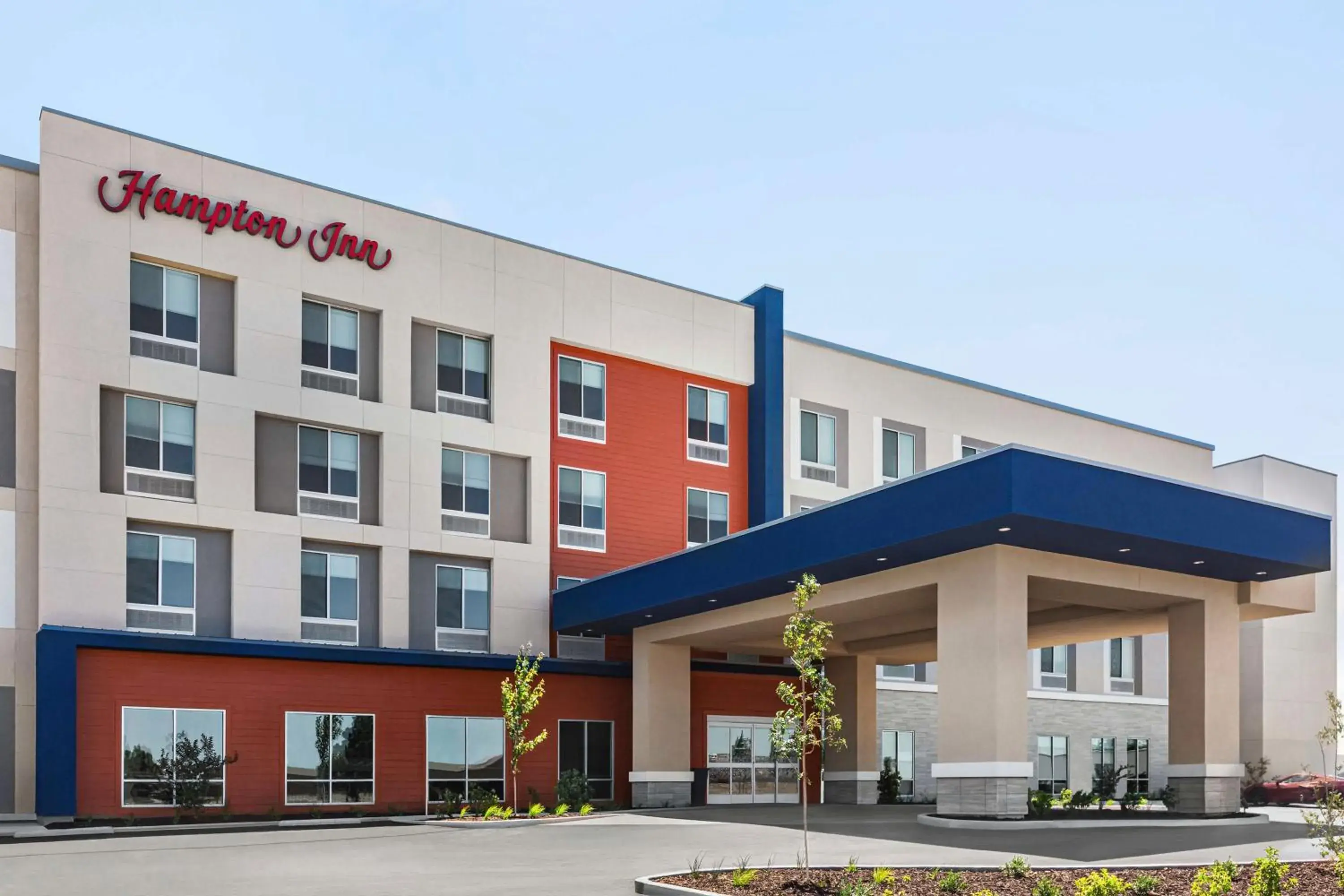 Property building in Hampton Inn Stockton, Ca Property building in Hampton Inn Stockton, Ca
