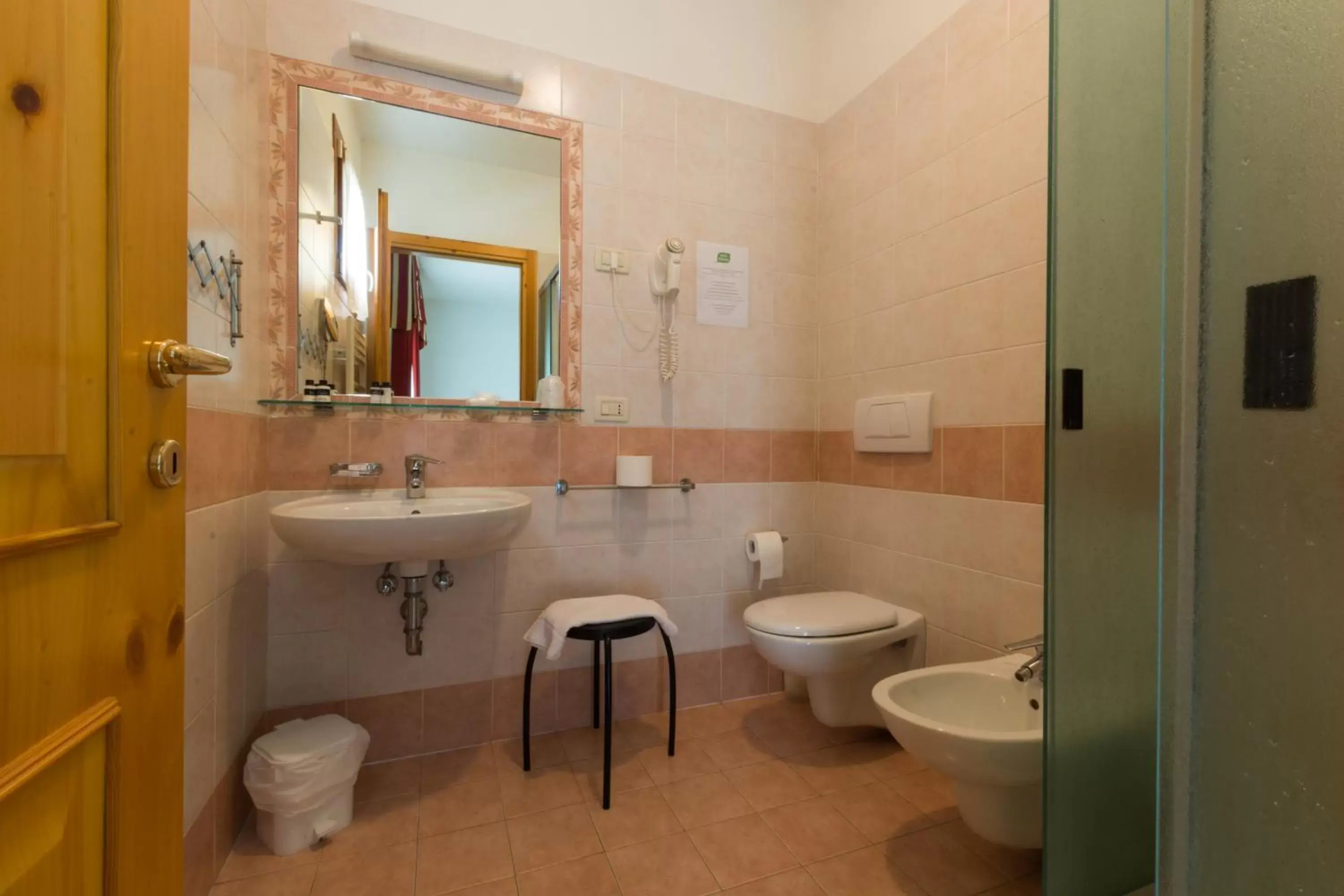 Double or Twin Room with Terrace in Albergo Dalla Mena Double or Twin Room with Terrace in Albergo Dalla Mena
