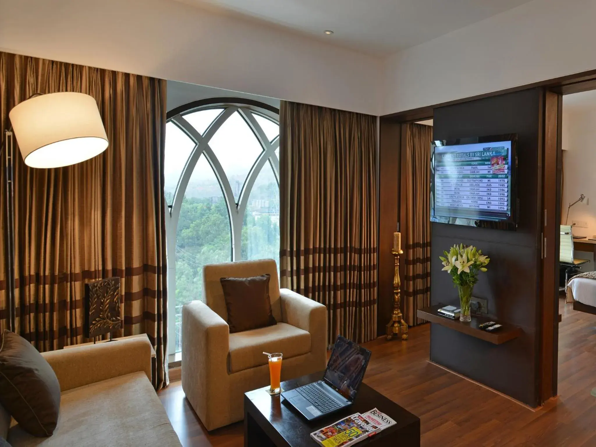 Living room, Seating Area in Majestic Court Sarovar Portico